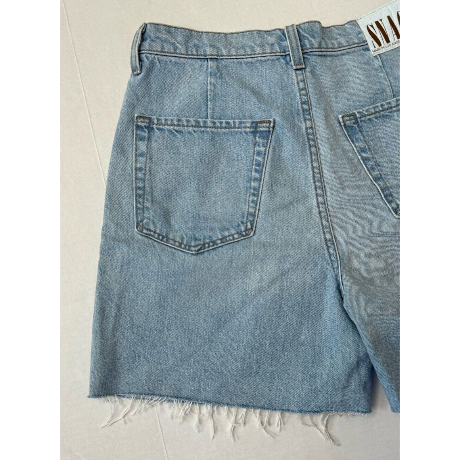 MOTHER Mother SNACKS Fun Dip Double Pleated Short Fray Shorts Sz 27 Size 27" / US 4 / IT 40 - 7 Thumbnail
