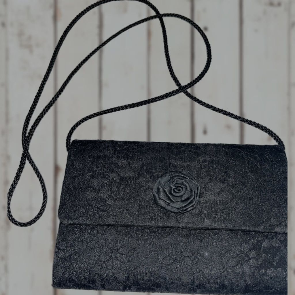 Vintage VINTAGE Black LACE formal Purse Evening Bag Magnetic Flap Crossbody Strap Small Clutch Women Size ONE SIZE - 1 Thumbnail