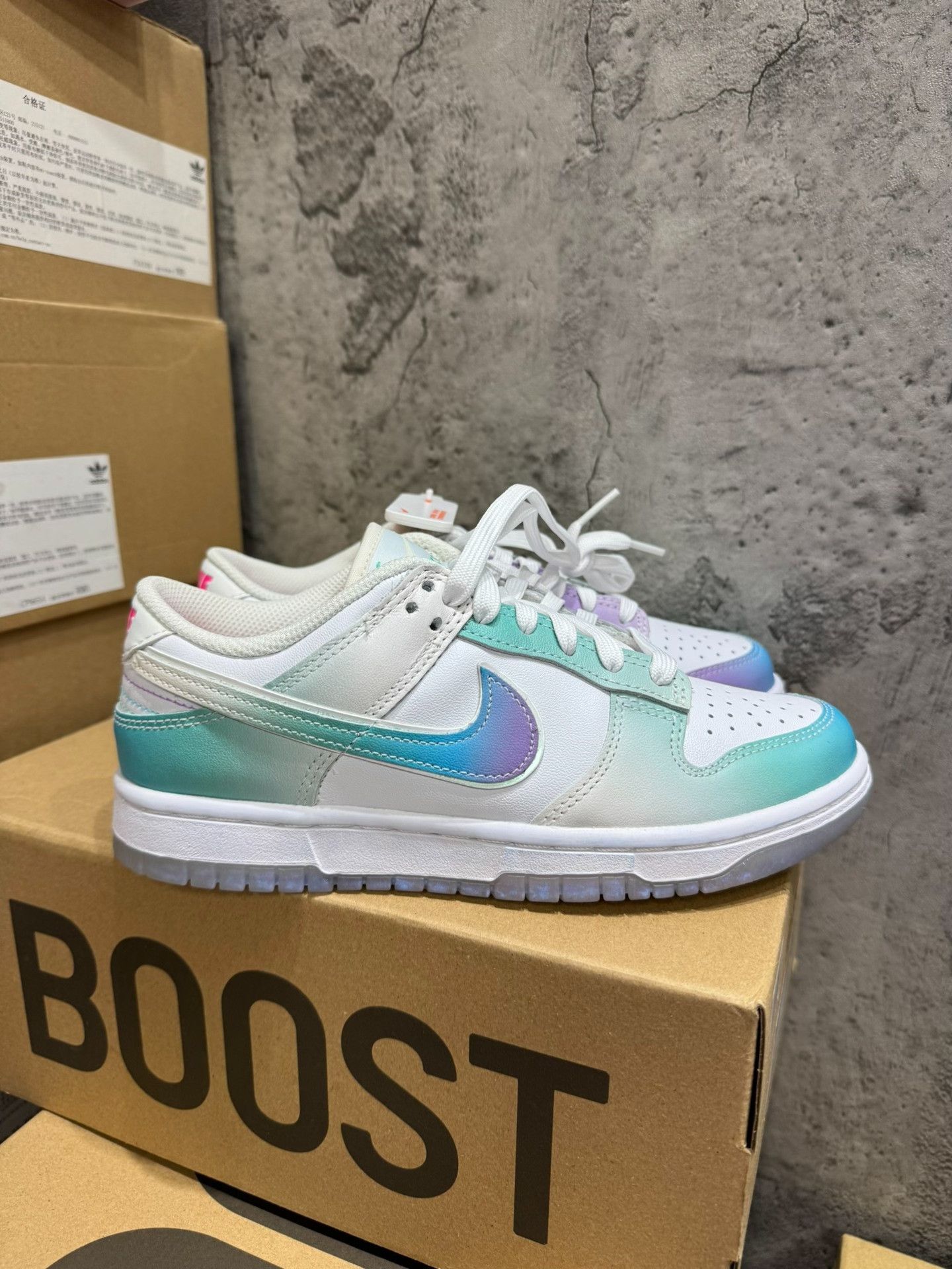 Nike Nike DUNK Gradient Blue Lowtop Sneakers 37 Women Size US 6.5 / IT 36.5 - 1 Thumbnail