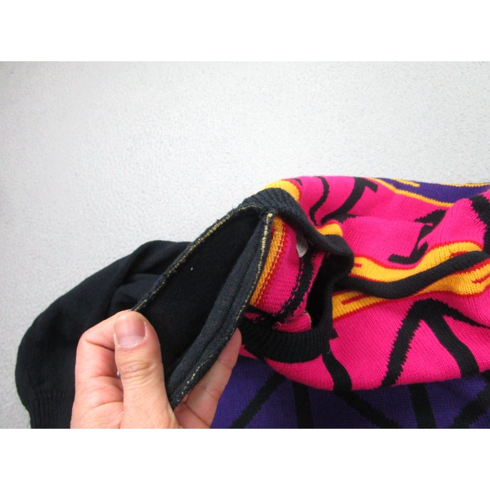 DANCER VINTAGE IB Diffusion Shoulder Pad Sweater Womens Large Black Pink Retro 80s 90s Size L / US 10 / IT 46 - 6 Thumbnail