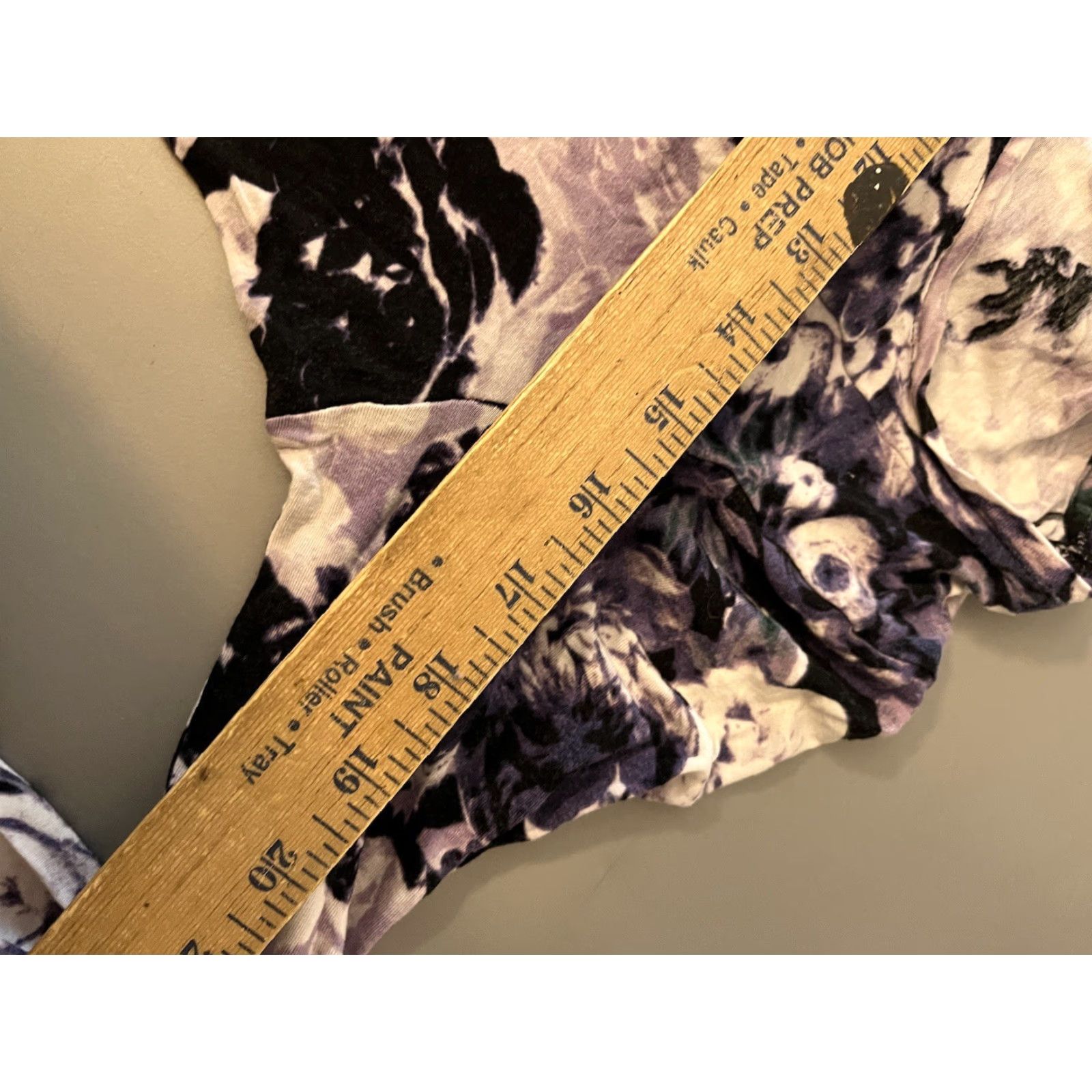 Vintage Simply Vera Vera Wang Top Womens PM Purple Floral Long Sleeve Rayon Knit Size M / US 6-8 / IT 42-44 - 5 Thumbnail