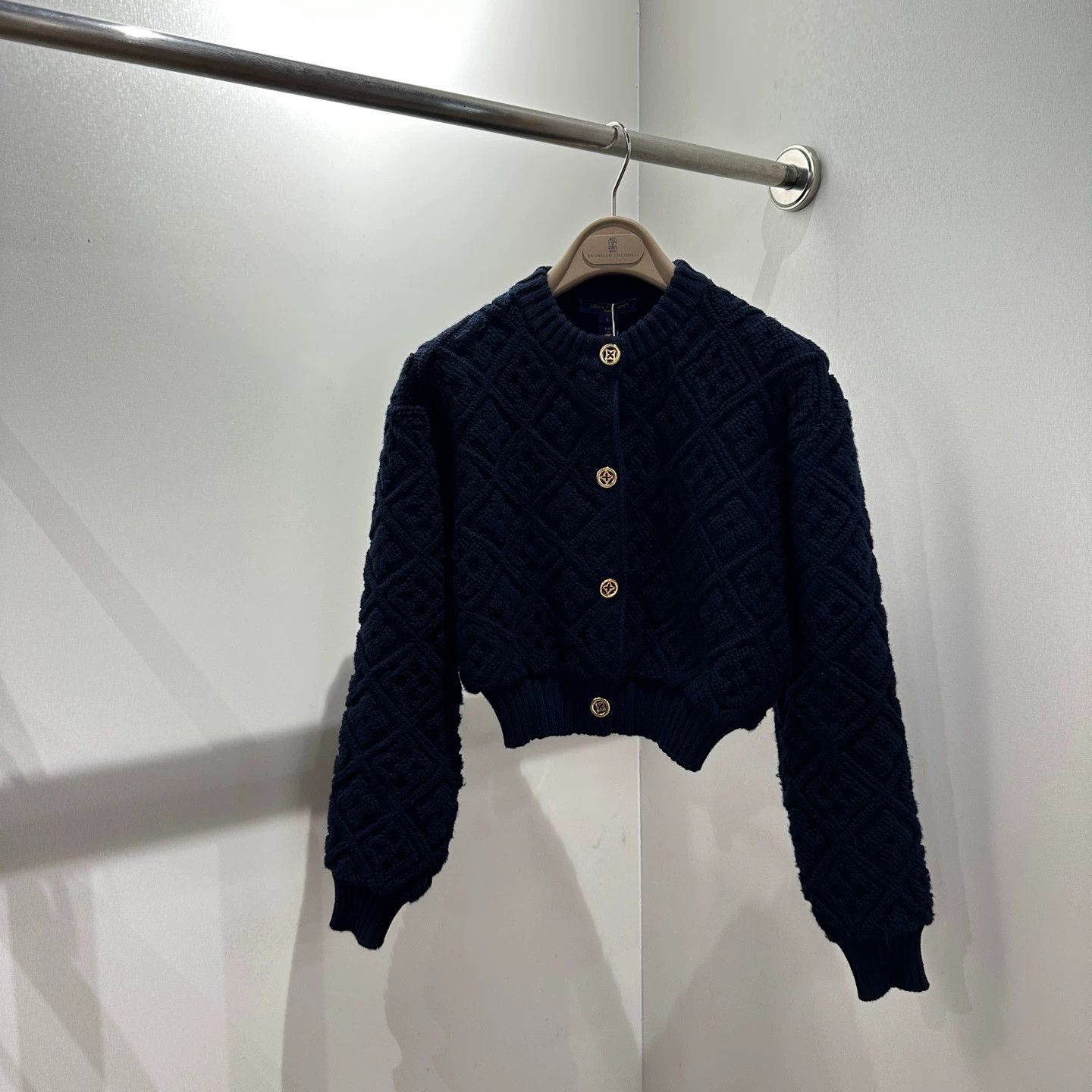 Louis Vuitton Louis Vuitton 25SS Embossed Monogram Wool Knit Cardi S Size S / US 4 / IT 40 - 1 Thumbnail