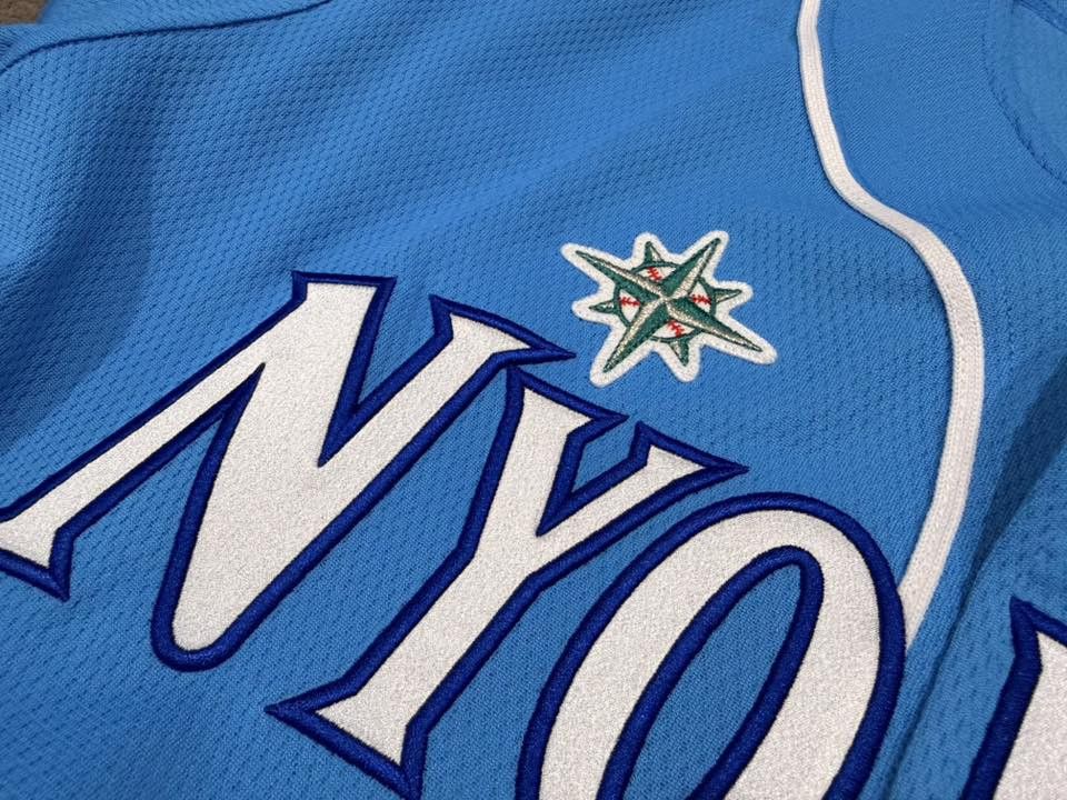 Mizuno MIZUNO X Nyokkies baseball jerseys L 2738 Size US L / EU 52-54 / 3 - 9 Thumbnail