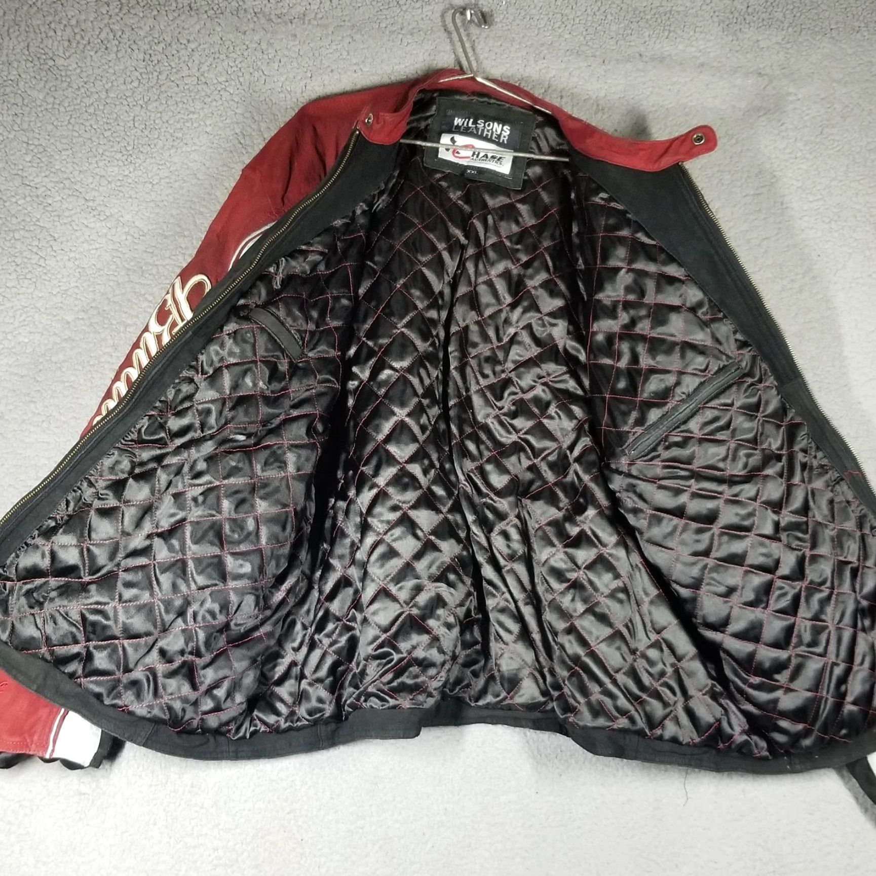 Vintage Budweiser NASCAR Jacket Mens 2XL Black Red Wilsons Leather Dale Jr Racing Chase Authentics XX Budweiser NASCAR Jacket Chase Authentics Leather 2XL Size US XXL / EU 58 / 5 - 2 Thumbnail