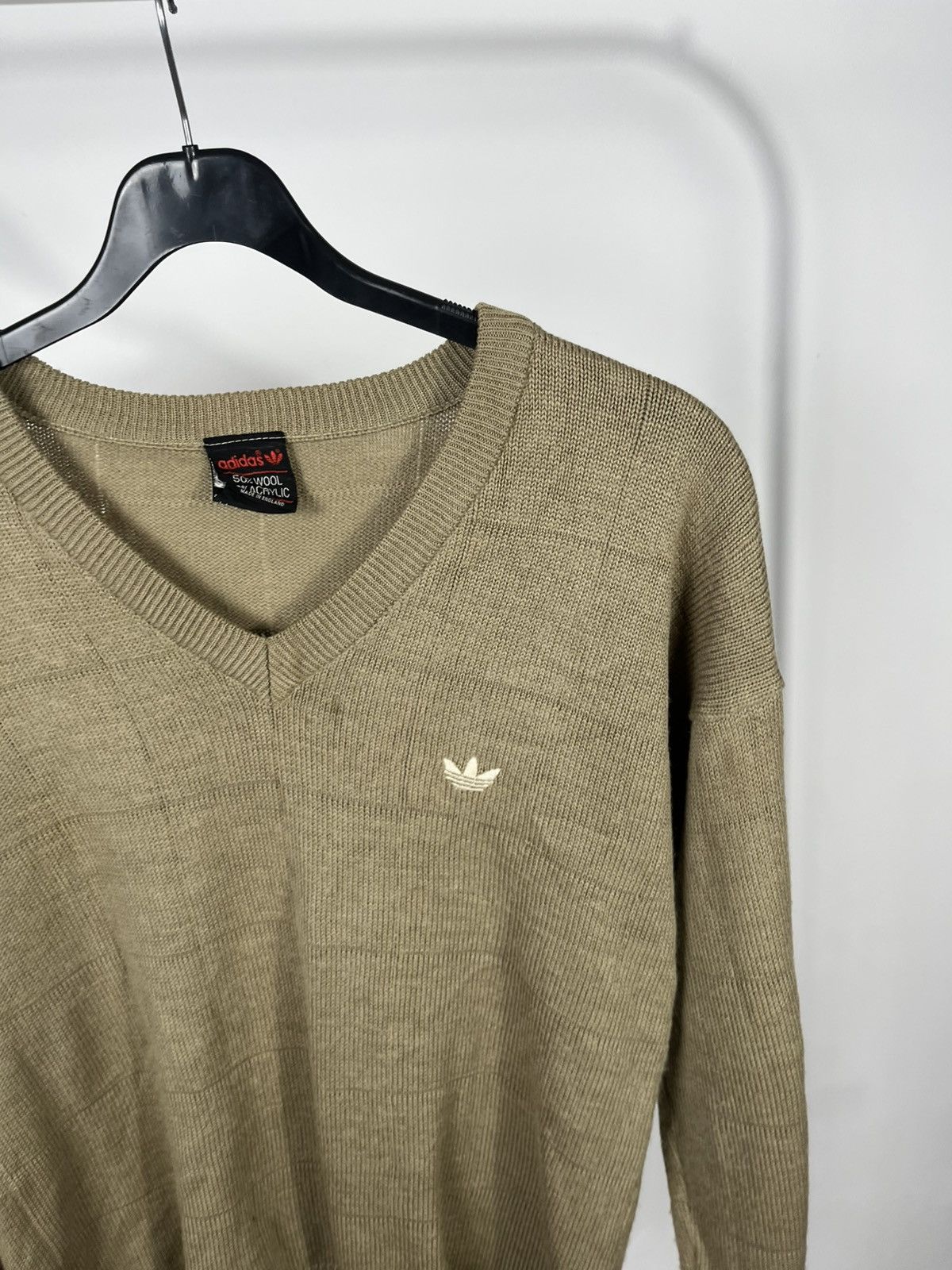 Adidas Vintage Adidas Wool Blend V-Neck Knit Sweater Women’s S Size S / US 4 / IT 40 - 6 Thumbnail