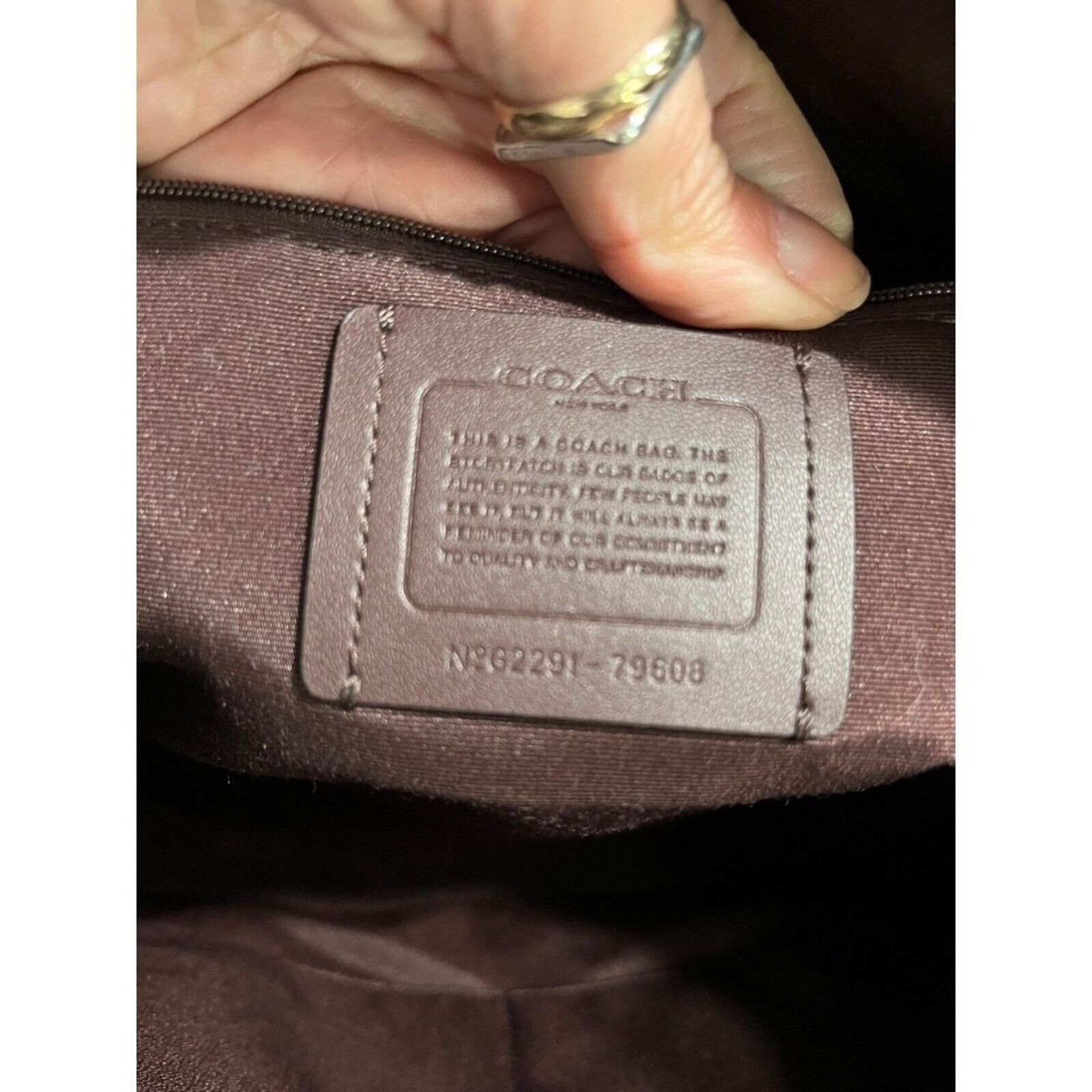 Coach 100% Coach Gallery Tote with Wristlet in Boysenberry F79608 Size ONE SIZE - 8 Thumbnail