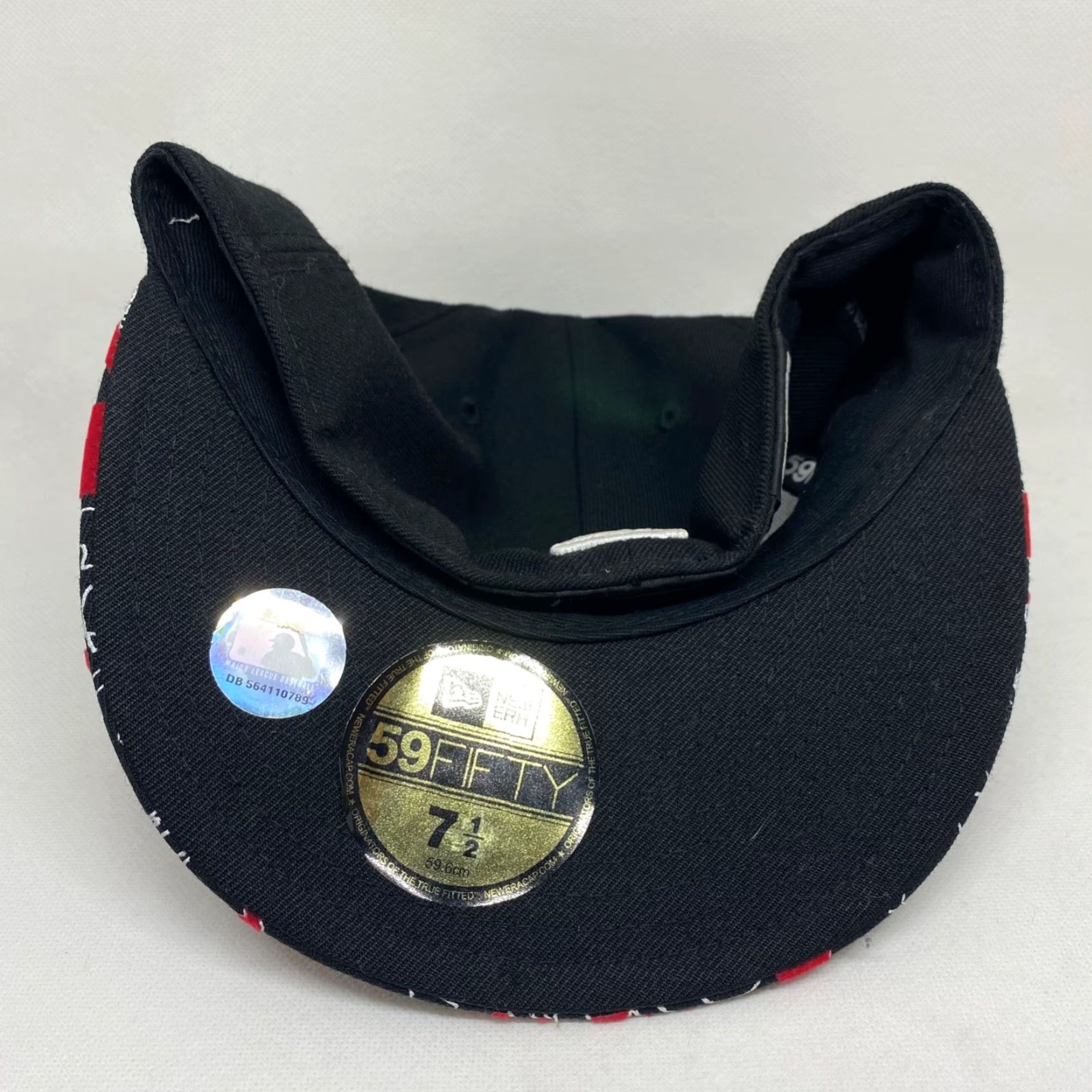 New Era New Era New York Yankees Hat Fitted 7 1/2 59Fifty Black Red Paint 100% Wool Size ONE SIZE - 5 Thumbnail