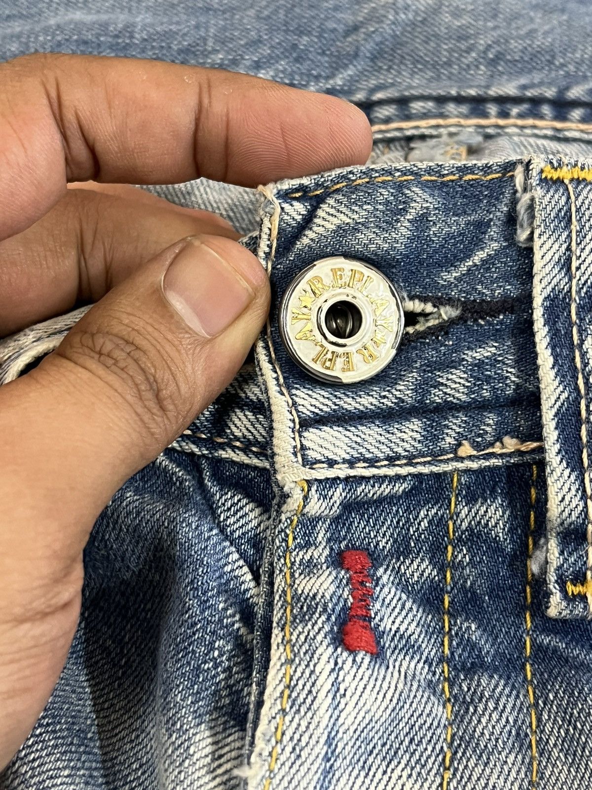 Le Grande Bleu (L.G.B.) × Replay Vintage Replay Flare Bell Bottom Faded Denim Size US 29 - 8 Thumbnail