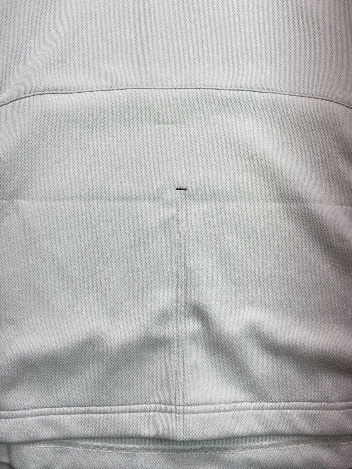 Nike × Vintage Vintage Kids Nike Shox White T-shirt With Logo Size US S / EU 44-46 / 1 - 5 Thumbnail
