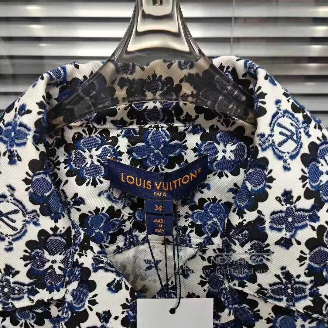 Louis Vuitton Louis Vuitton Monogram Flower Denim Jacket. Size XXS / US 00 / IT 34 - 2 Thumbnail