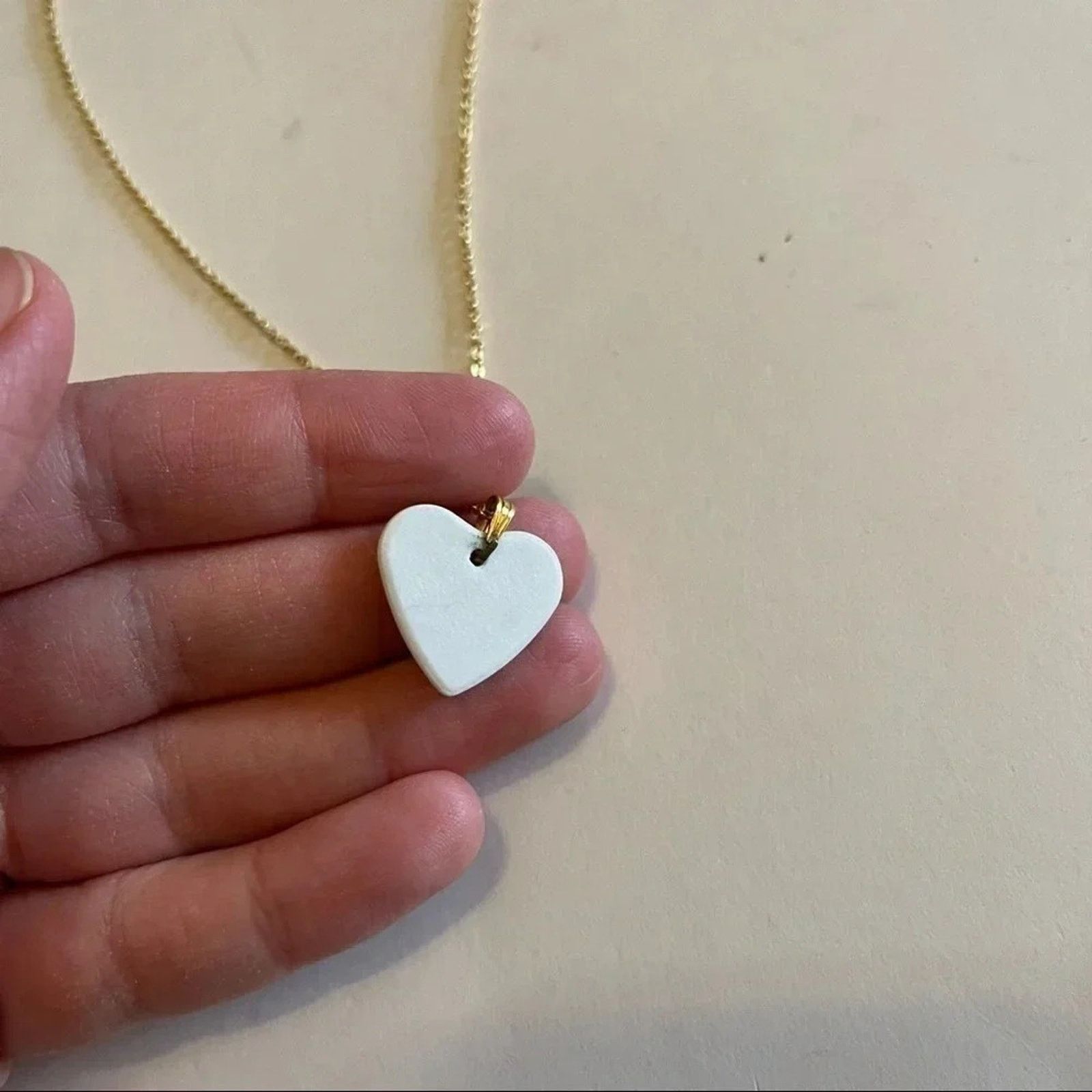 Other Name Necklace Catherine Dolphin Heart Ceramic Gold Tone Size ONE SIZE - 3 Thumbnail