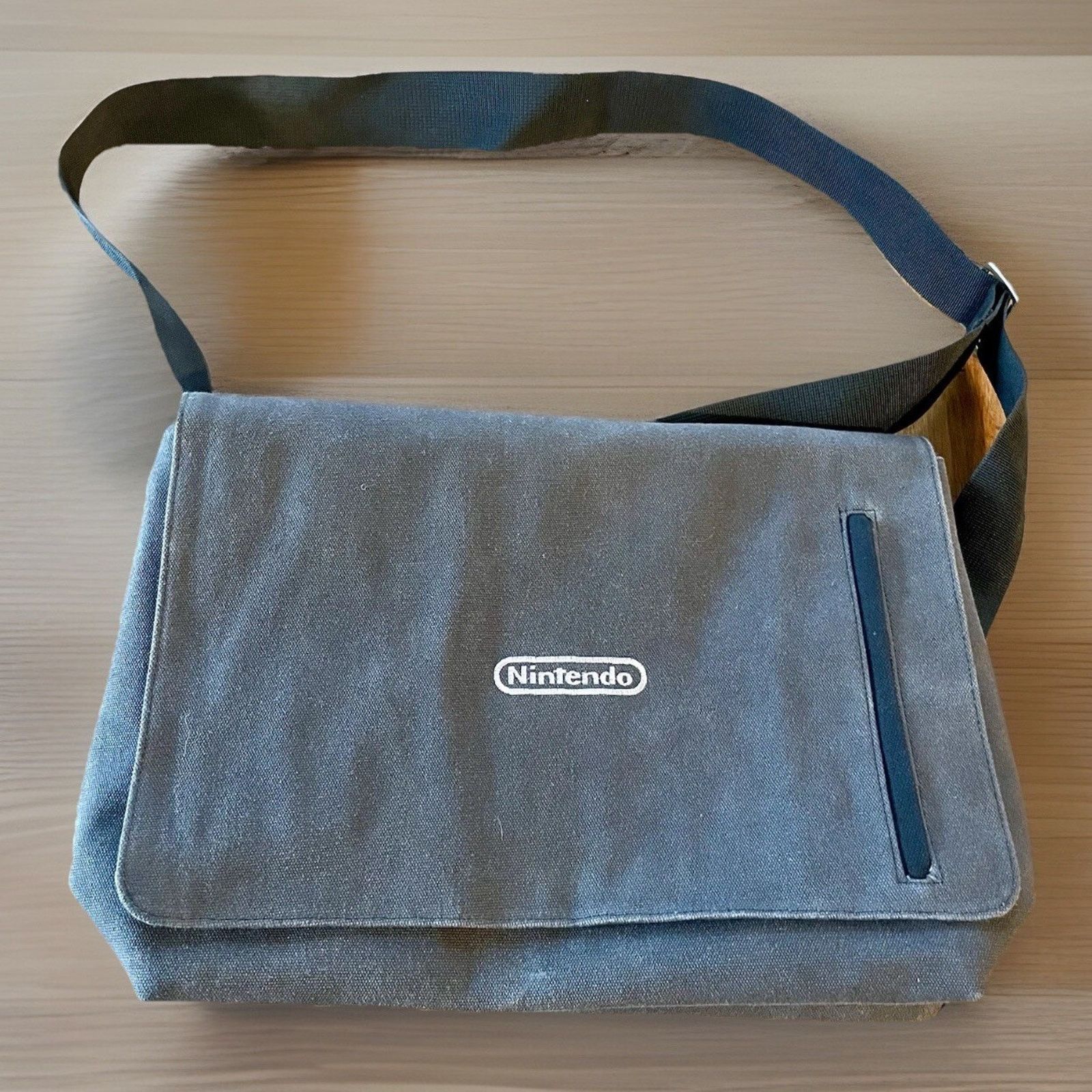 Nintendo Nintendo NMI Employee Promo Canvas Messenger Bag Rare Size ONE SIZE - 1 Thumbnail