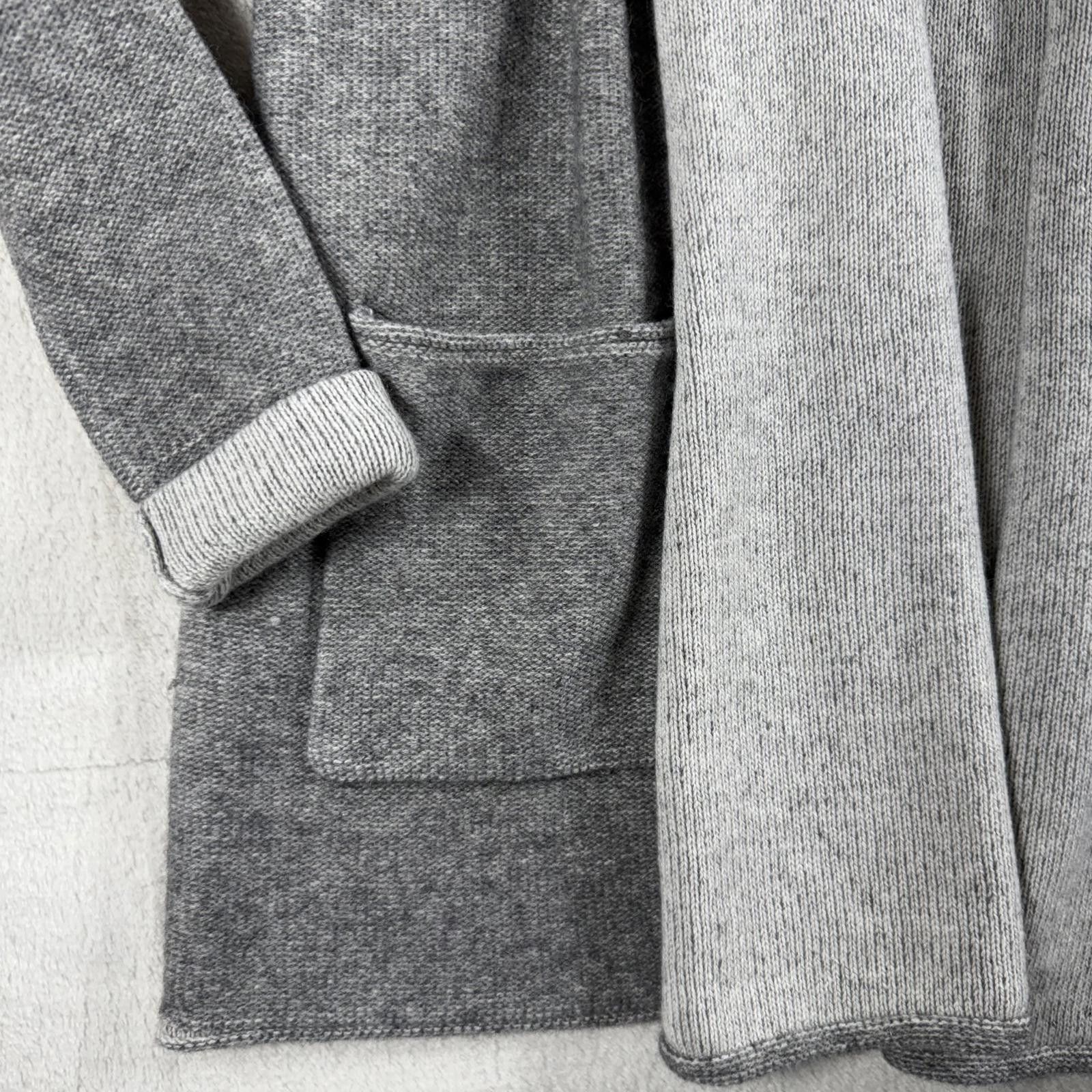 Aritzia Babaton Cardigan Women's XXS Grey Wool & Cashmere Size XXS / US 00 / IT 34 - 3 Thumbnail