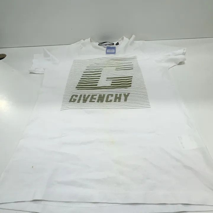 Givenchy Givenchy Givenchy Logo Print Round Neck TShirt -2507 Size US S / EU 44-46 / 1 - 6 Thumbnail