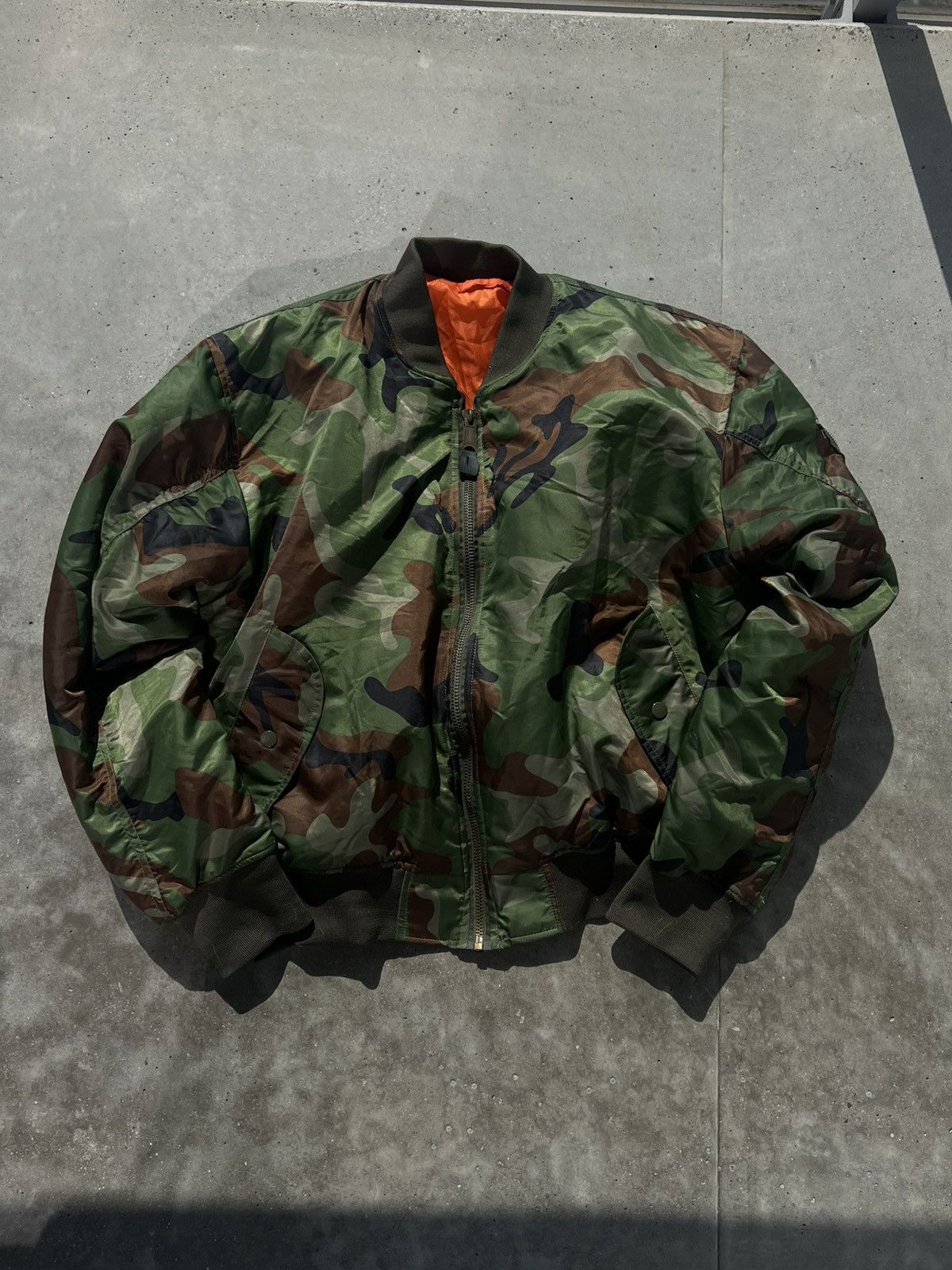 Parajumpers × Vintage Vintage 1997 Camo Bomber Jacket in size Large Size US L / EU 52-54 / 3 - 1 Thumbnail