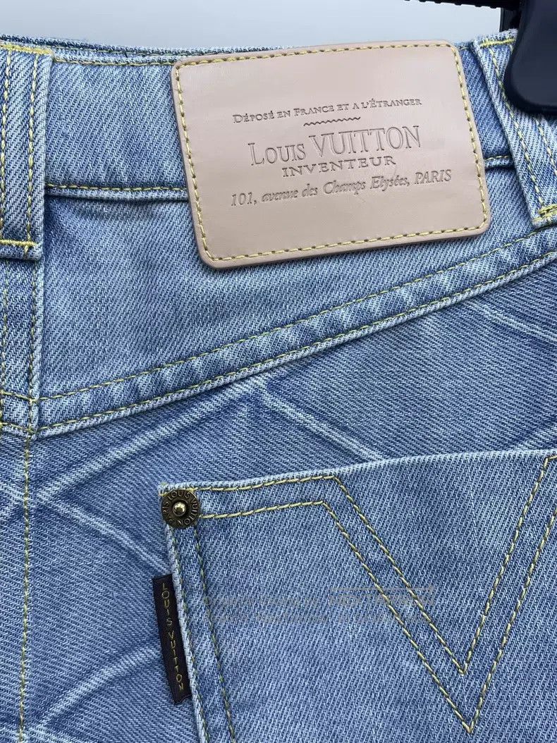 Louis Vuitton Louis Vuitton Rhombic denim skirt Size 33" - 3 Thumbnail