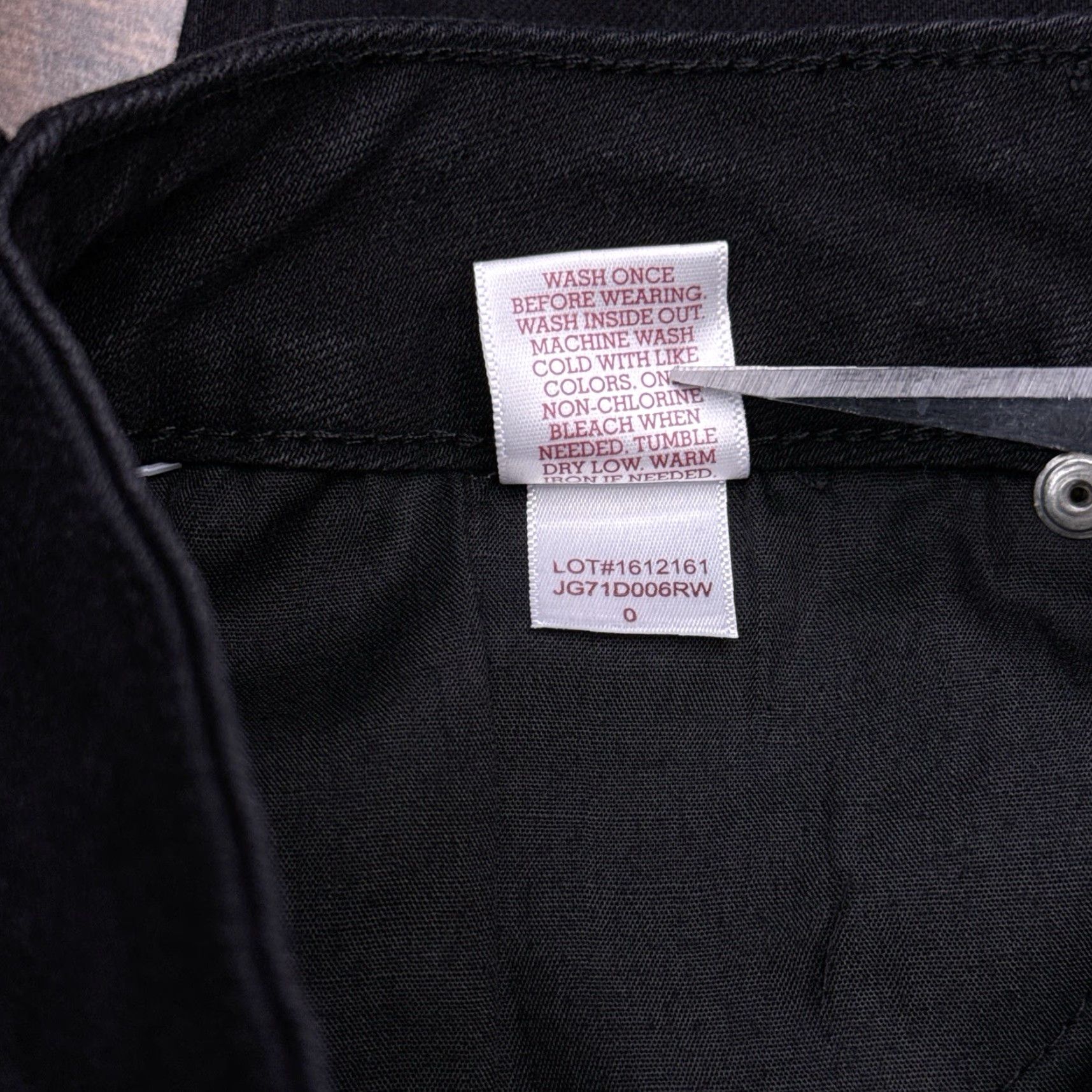 Vintage SO Capri Jeans Womens Black 0 Low Rise Stretch Cuffed Super Soft New Size 25" / US 0 / IT 36 - 7 Thumbnail