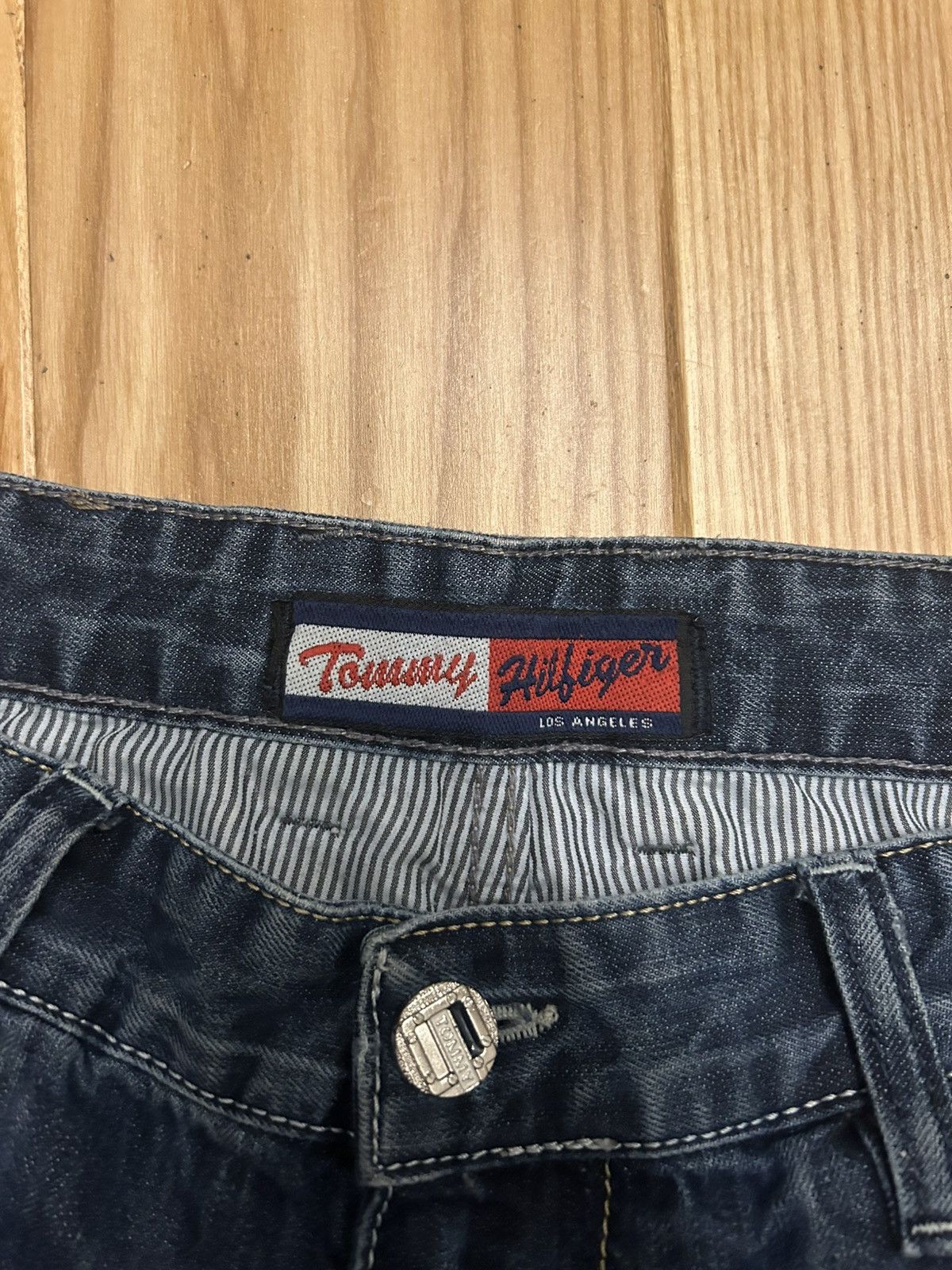 Tommy Hilfiger × Vintage Old vintage Tommy Hilfiger jeans 🔥🔥🔥 Size US 36 / EU 52 - 5 Thumbnail