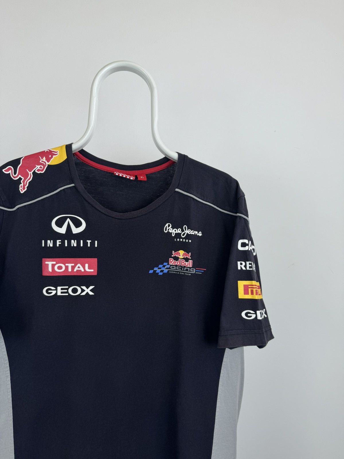 Formula 1 Pepe Jeans Red Bull Racing Formula 1 Tshirt Size US XL / EU 56 / 4 - 3 Thumbnail