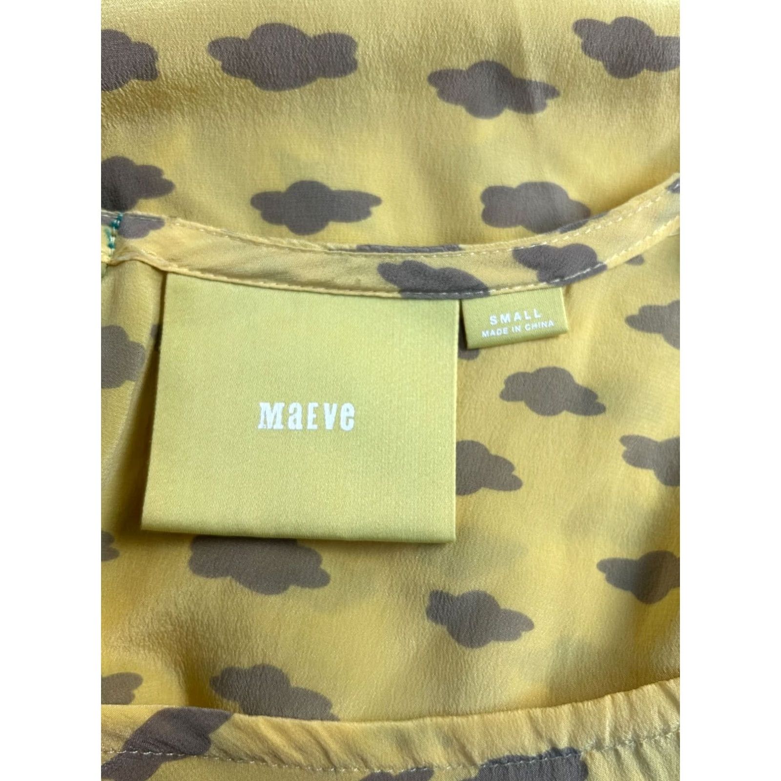 Vintage Maeve Anthropologie Silk Top Yellow Gray Clouds Graphic Print 3/4 Sleeve Small Silk Top Womens Size S / US 4 / IT 40 - 3 Thumbnail