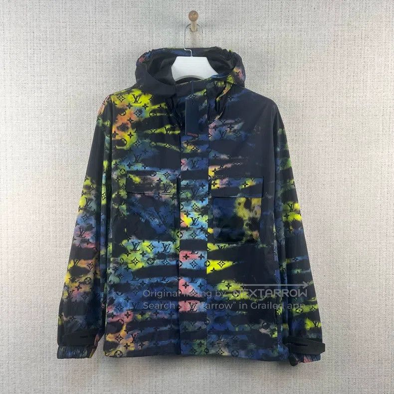 Louis Vuitton Dazzling laser presbyopia hooded long sleeve
