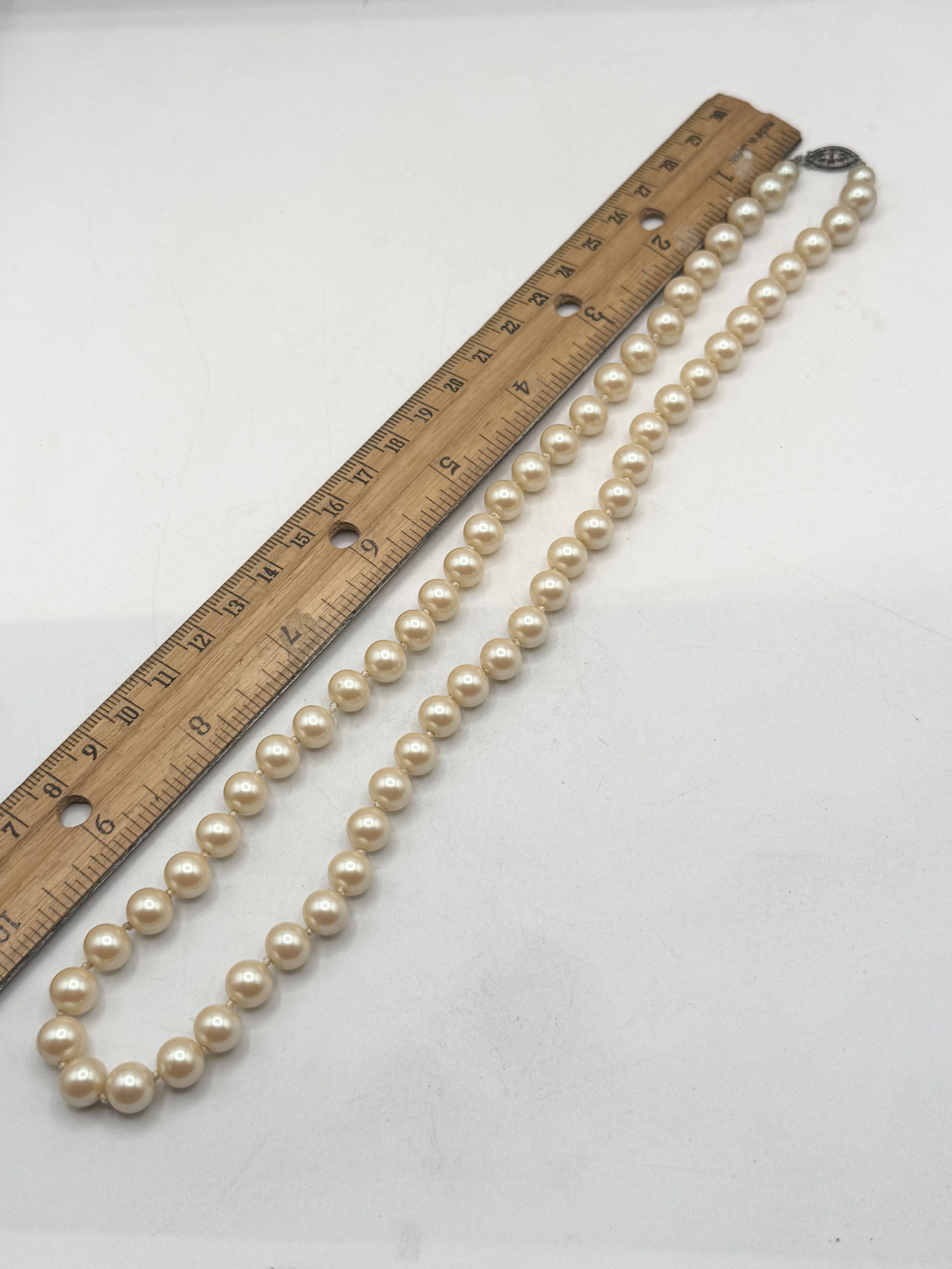 Vintage Vintage faux pearl sterling silver clasp necklace Size ONE SIZE - 4 Thumbnail