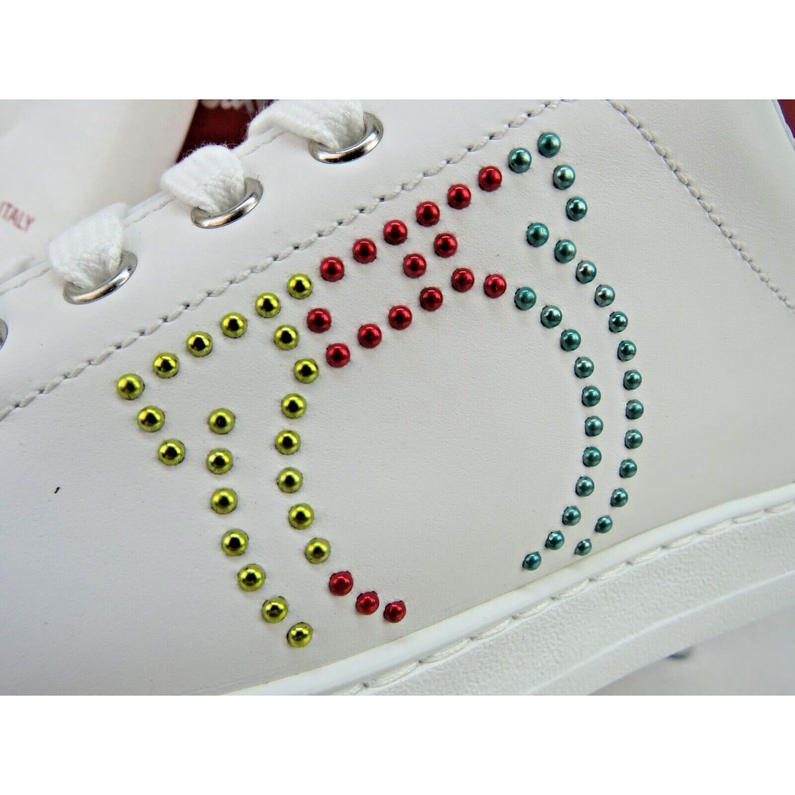 Salvatore Ferragamo PIERRE WHITE LEATHER STADS GANCINI LOGO SNEAKERS 9 C ITALY Size US 9 / IT 39 - 3 Thumbnail