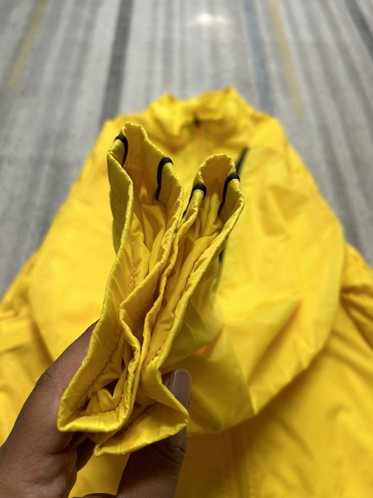 Nike Nike windbreaker jacket Size US XL / EU 56 / 4 - 5 Thumbnail