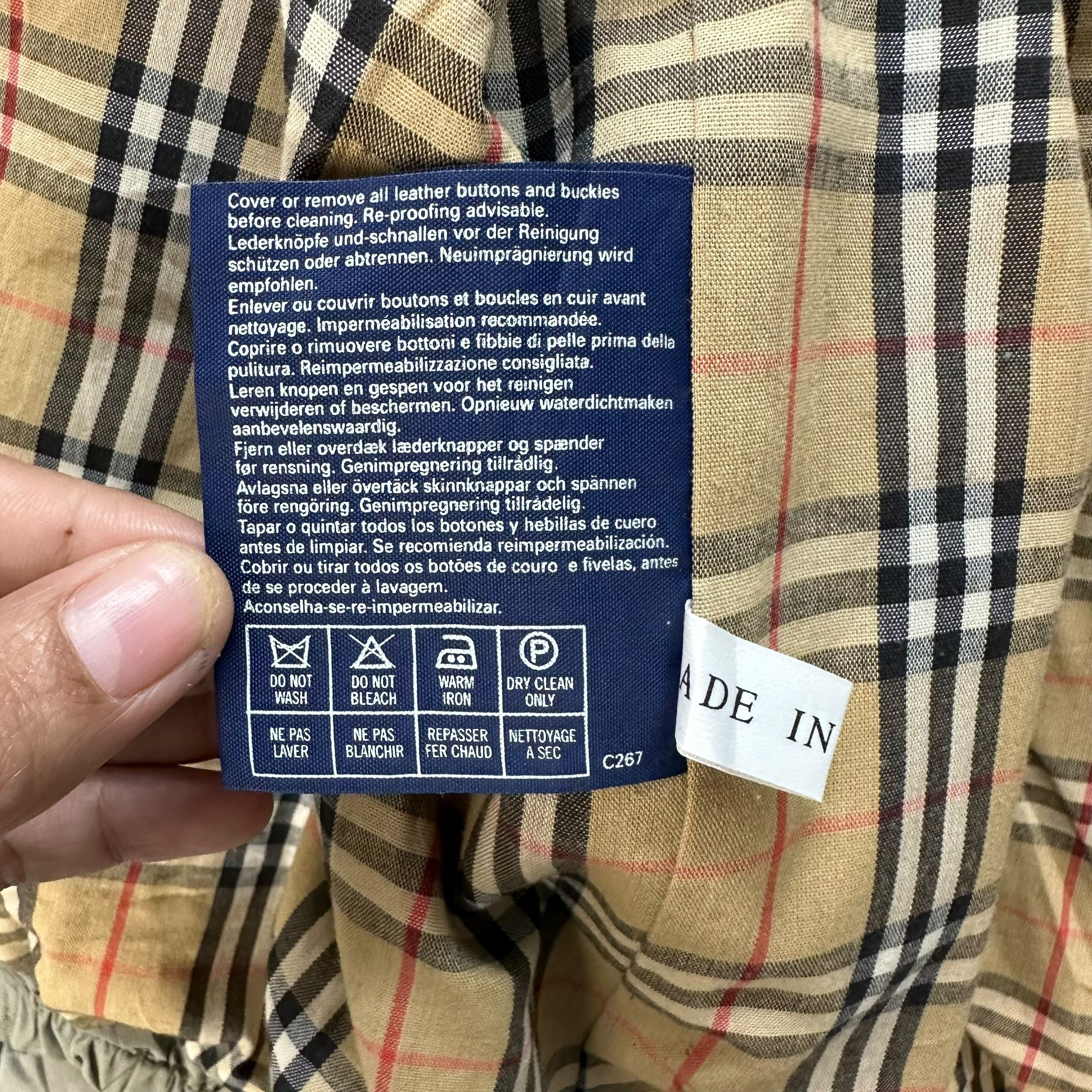 Burberry Vintage BURBERRYS Collared Casual Jacket #A78-1892 Size US L / EU 52-54 / 3 - 13 Thumbnail