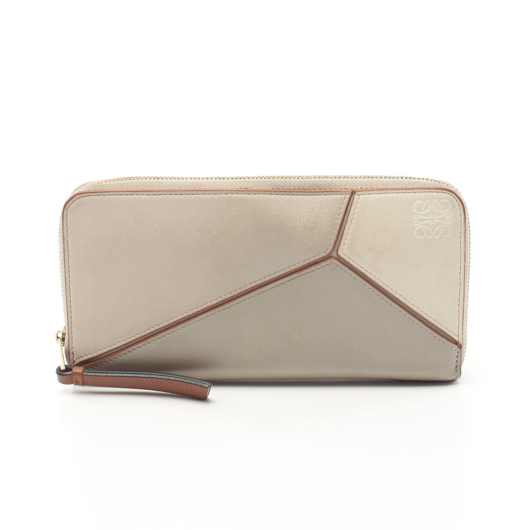 image of Loewe Puzzle Around Wallet Puzzle Zip Around Round Zipper Long Wallet Leather Light Gray Off White 