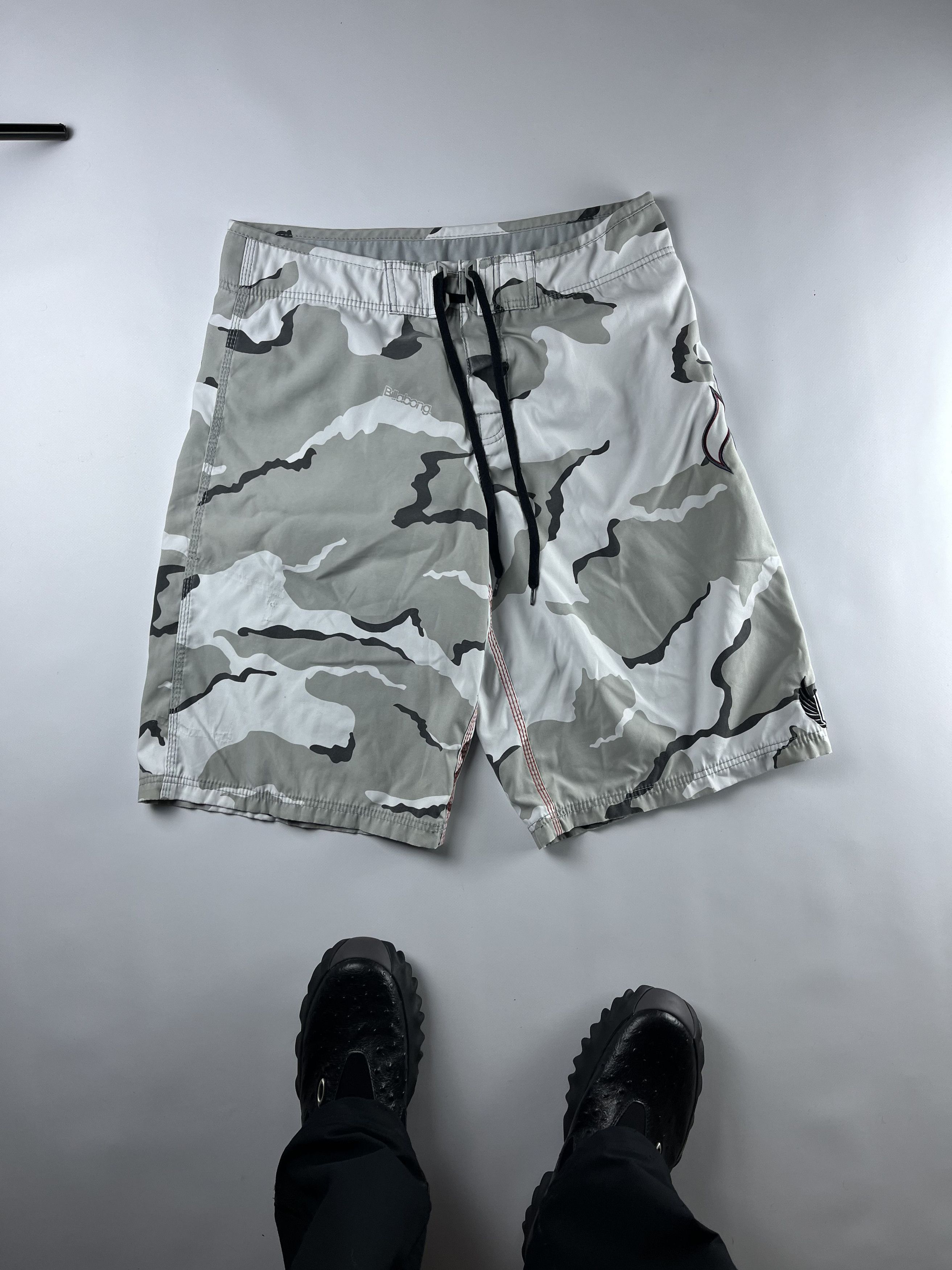 Billabong × Ed Hardy BAGGY! Billabong Vintage Camo Big Logo Shorts Size US 36 / EU 52 - 4 Thumbnail