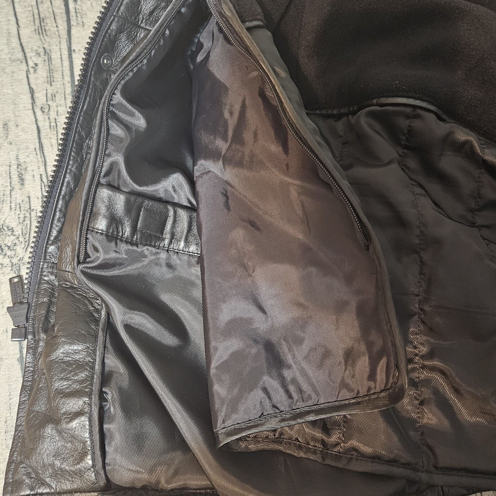Wilsons Leather WILSONS Leather Women L THINSULATE Ultra Removable Liner Size L / US 10 / IT 46 - 11 Thumbnail