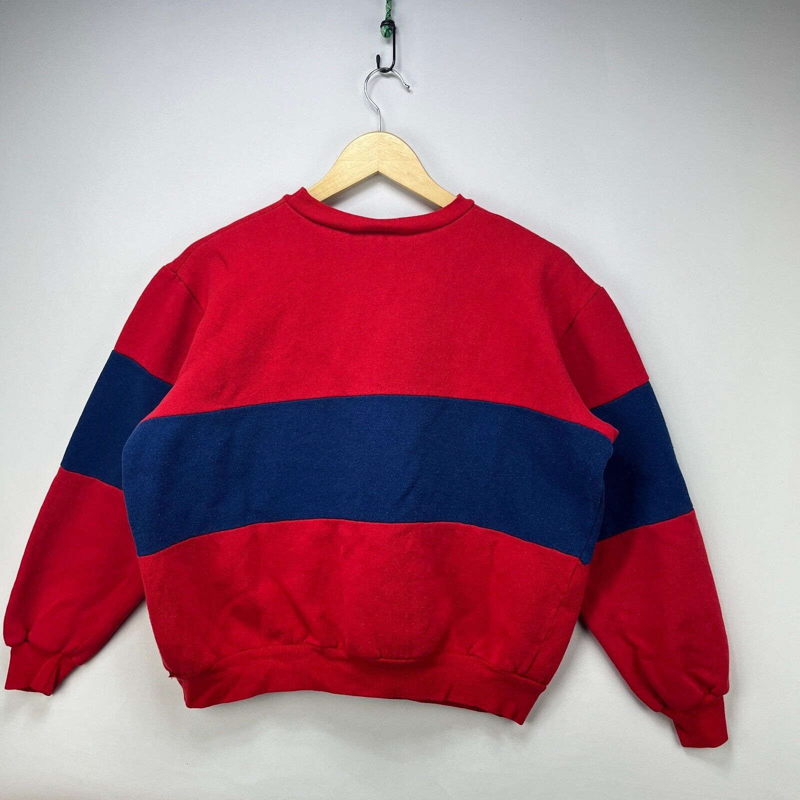 Vintage Vintage 90s Norway Norwegian Sweatshirt Small Size US S / EU 44-46 / 1 - 12 Thumbnail