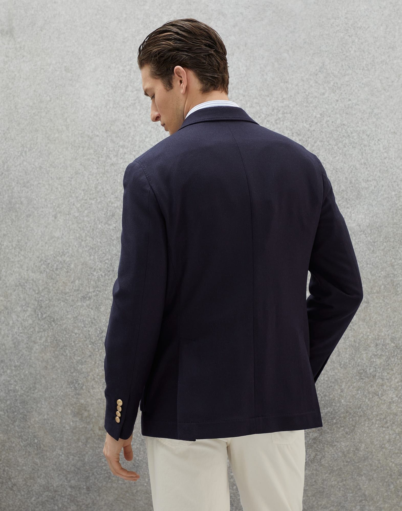 Brunello Cucinelli o1w1db10225 Diagonal Blazer With Safari-Style Pockets Navy Size US M / EU 48-50 / 2 - 5 Thumbnail