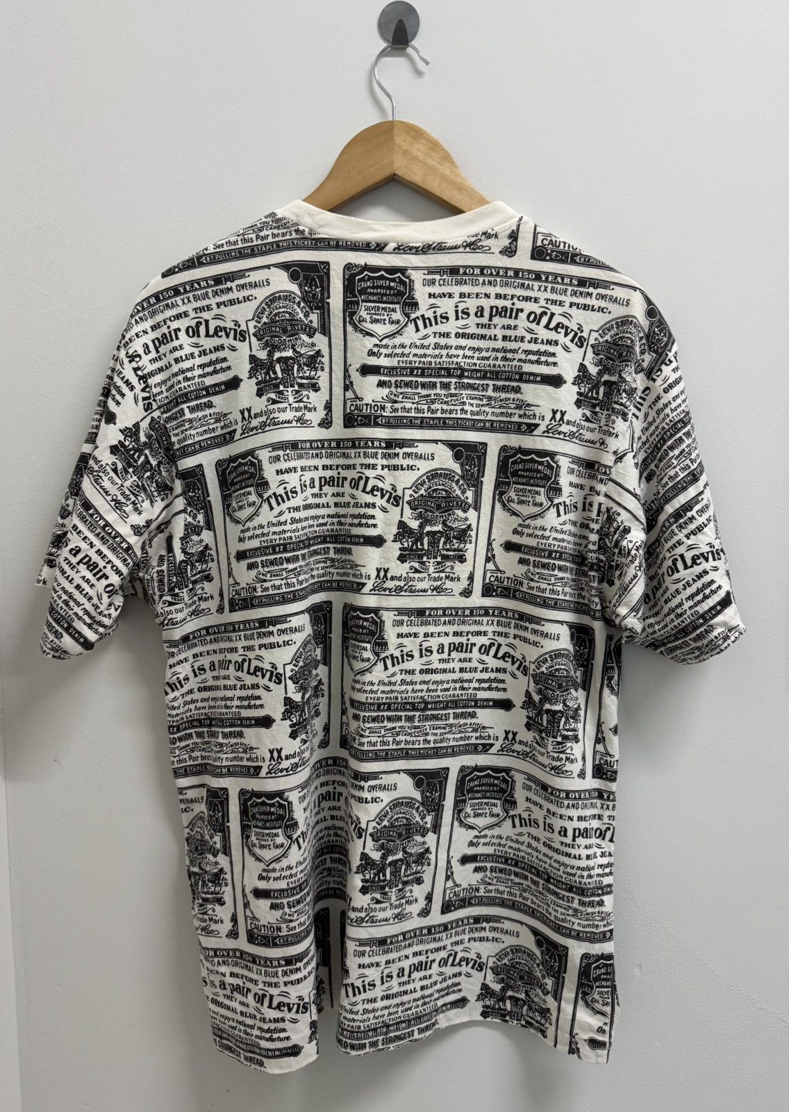 Rare LEVIS Fullprint Tee