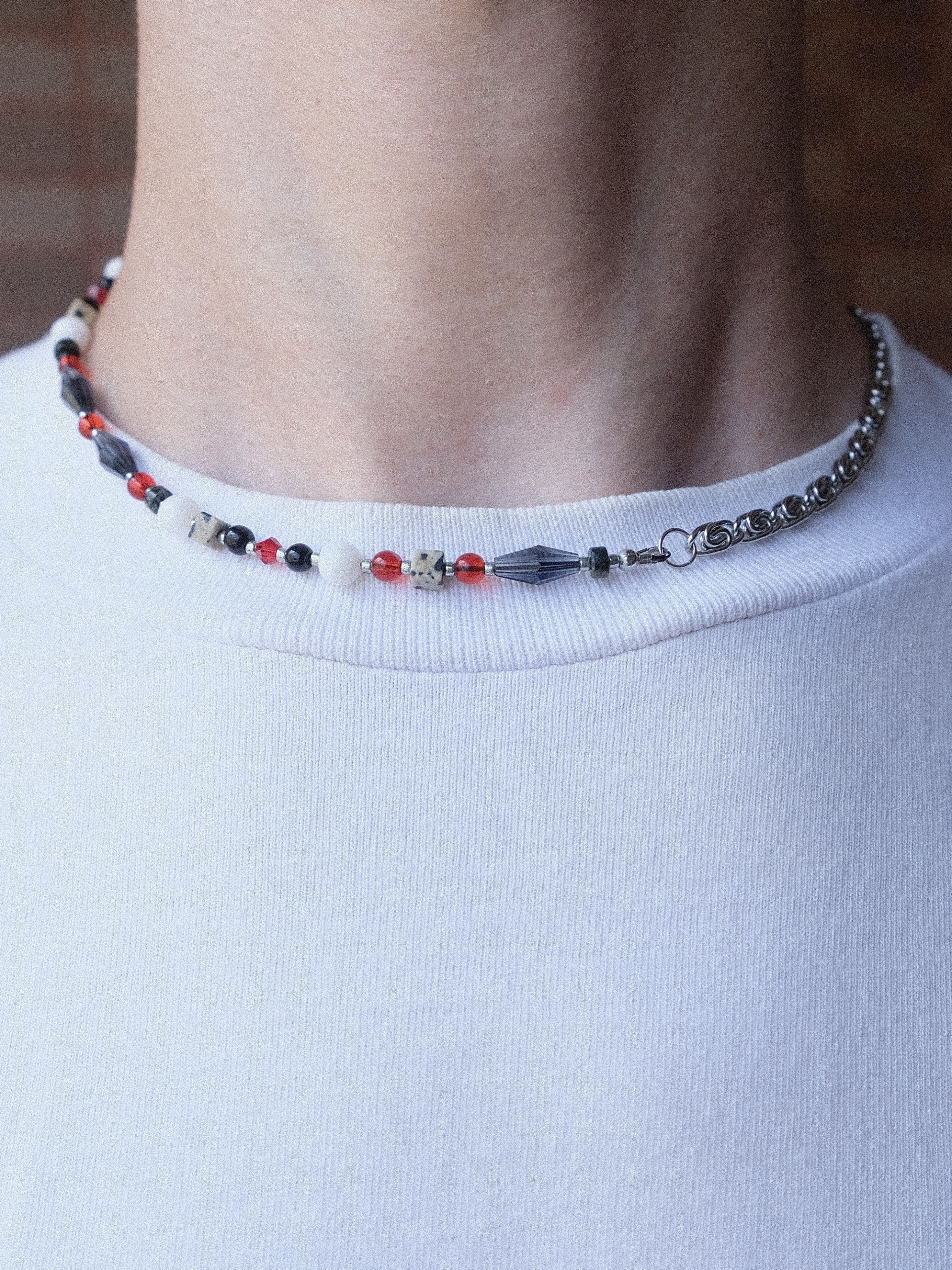 Japanese Brand Handmade Chicago Bulls Natural Stones Glass Beads Necklace Size ONE SIZE - 5 Thumbnail
