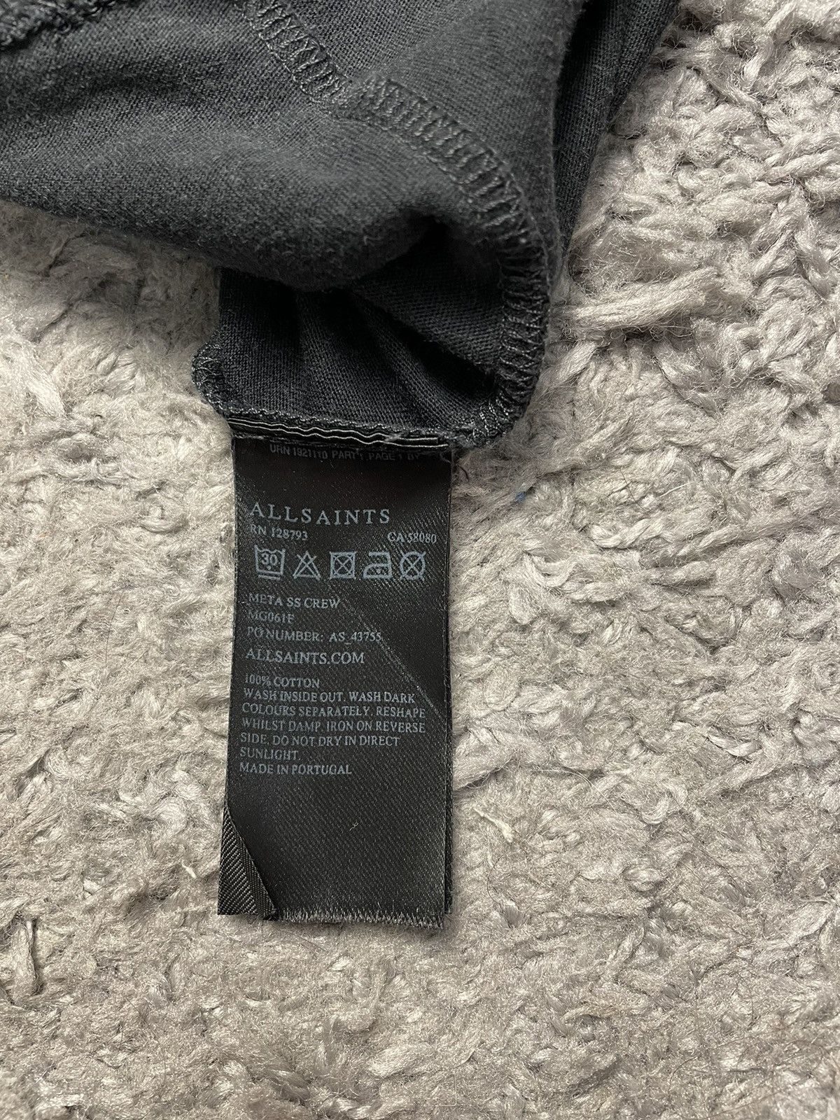 Allsaints Vintage All Saints Distressed Faded Big Logo T-Shirt Size US S / EU 44-46 / 1 - 6 Thumbnail