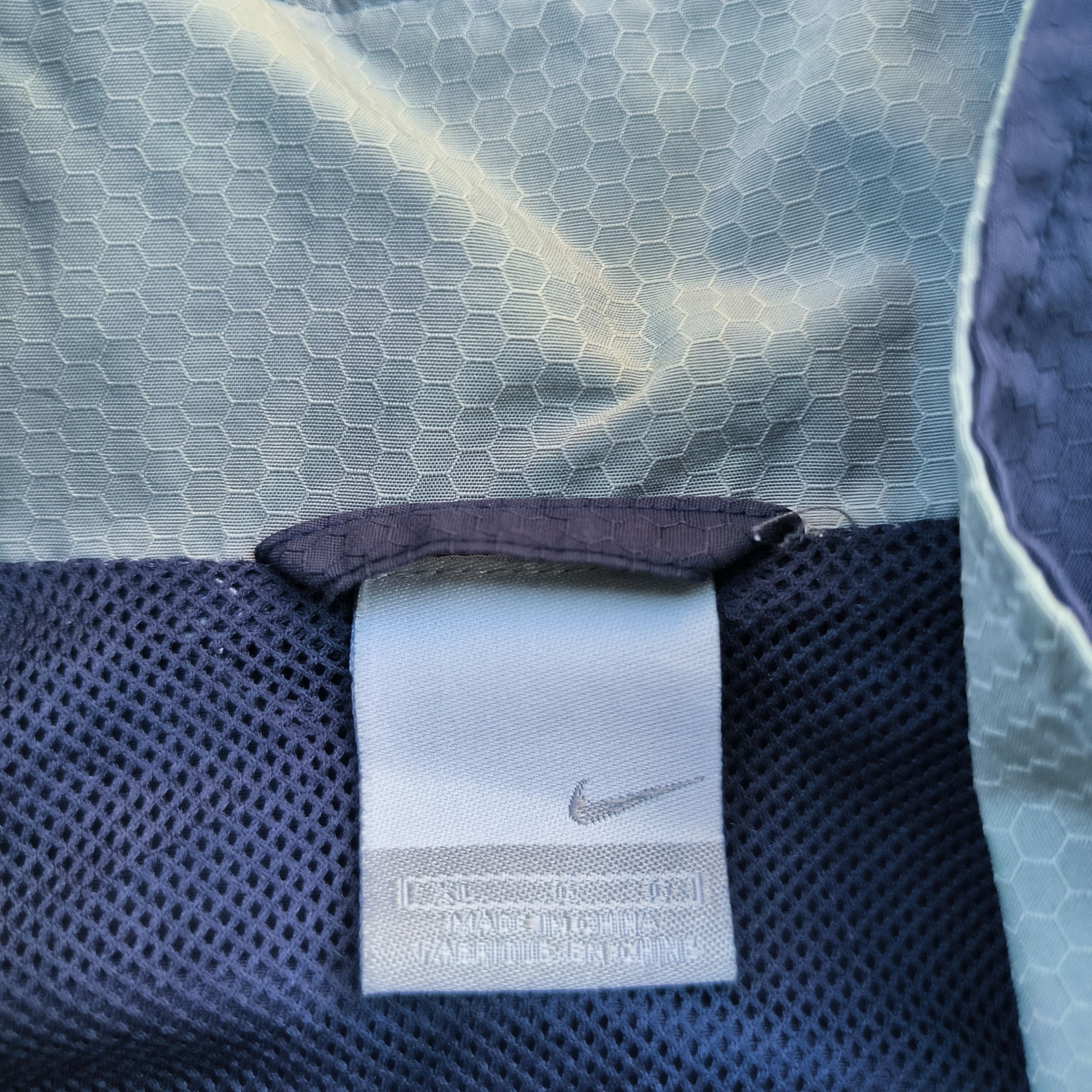 Nike × Vintage Vintage 2000s Nike Scorpion Windbreaker Jacket Size US L / EU 52-54 / 3 - 4 Thumbnail