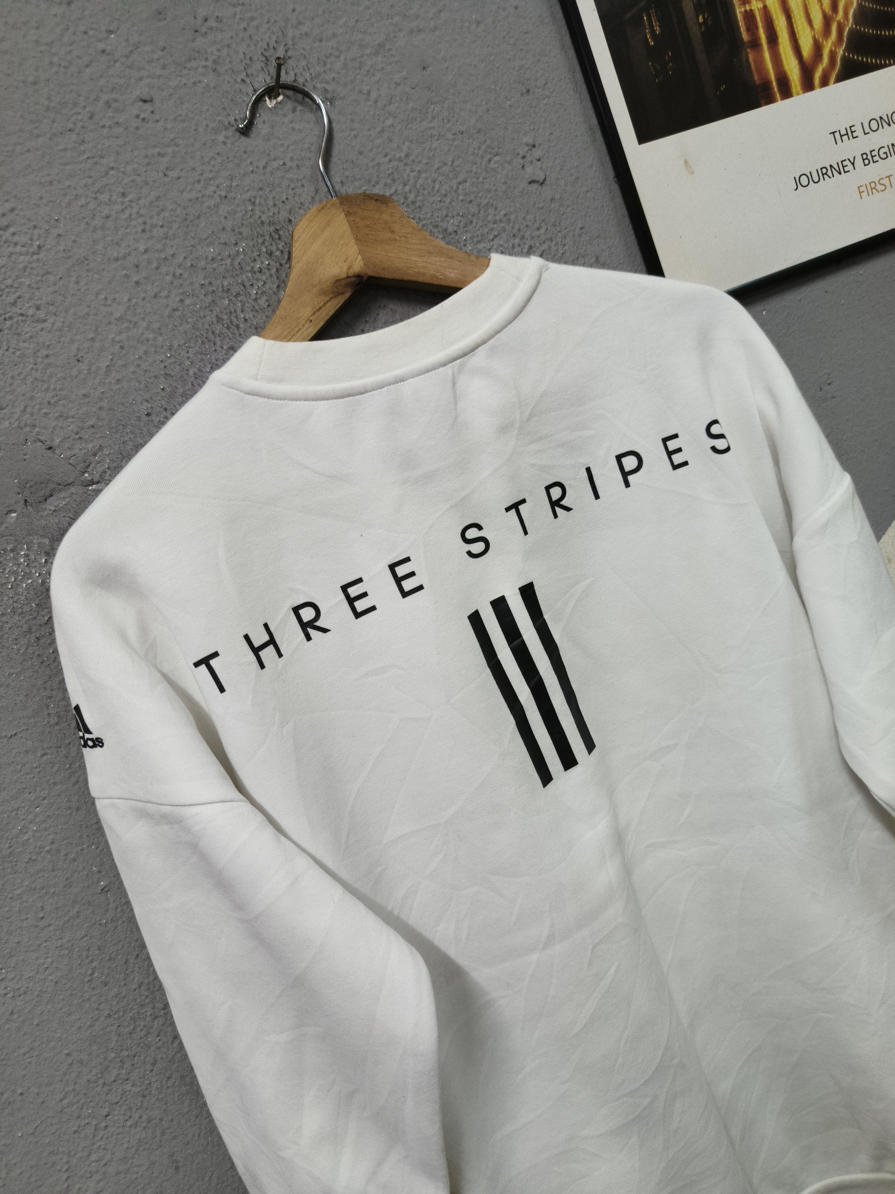 Adidas ADIDAS THREE STRIPE WHITE SWEATSHIRT Size S / US 4 / IT 40 - 2 Thumbnail