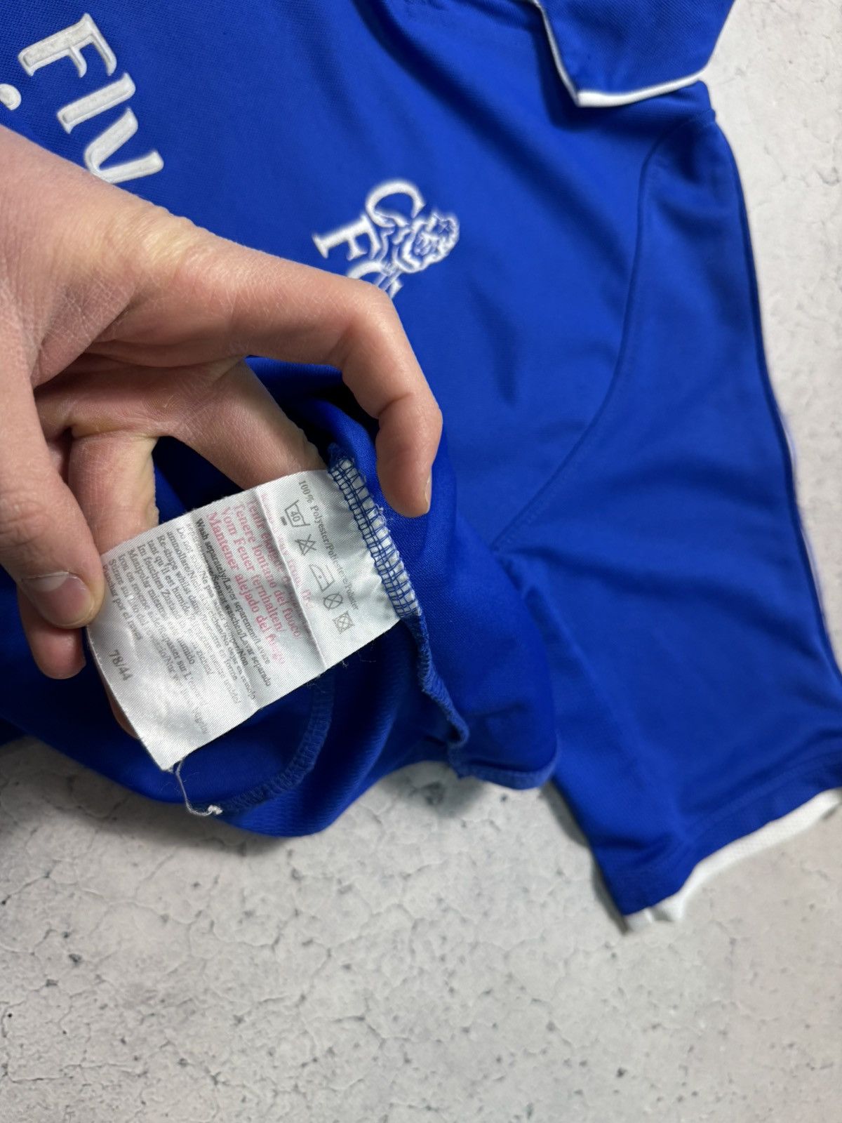 Umbro Umbro FC Chelsea 2001/2002 Vintage Soccer Jersey Shirt Size US XS / EU 42 / 0 - 8 Thumbnail