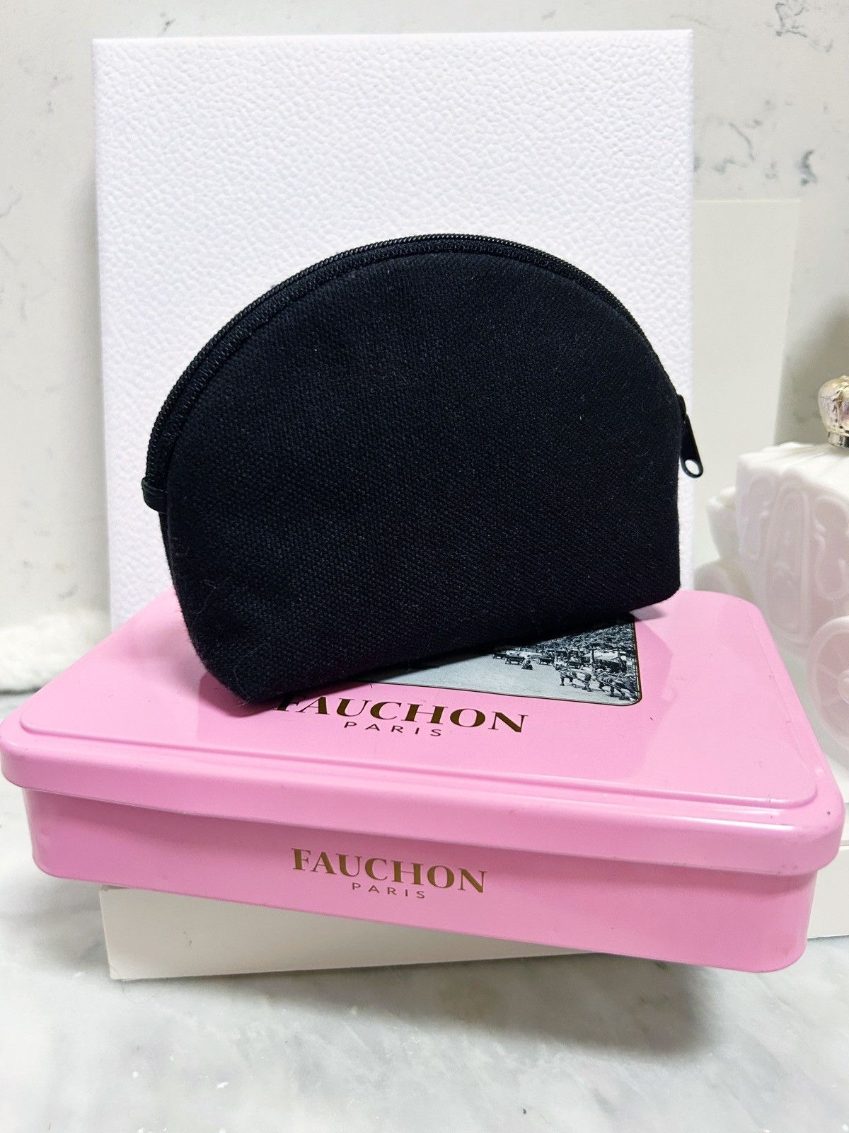 Valentino Authentic Valentino Garavani Mini V Logo Cosmetic Bag Size ONE SIZE - 10 Thumbnail