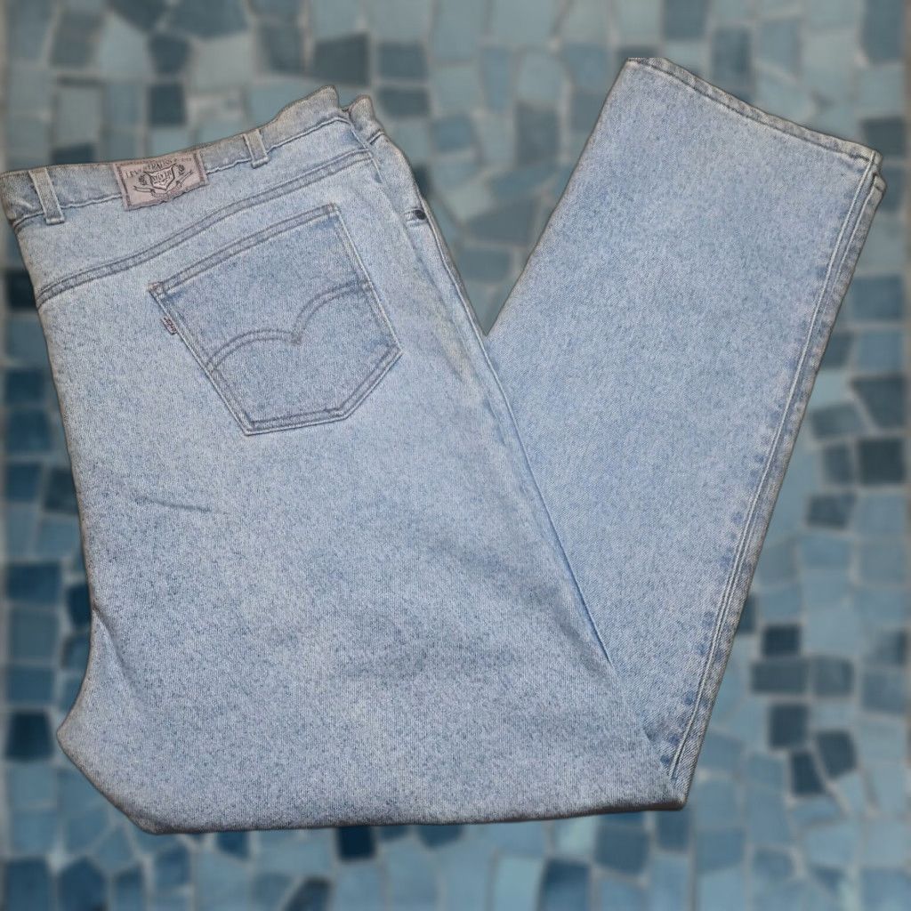 Levi's VINTAGE Levi's Jeans Silver Medal 50X32 Levi's Silver Medal Jeans Blue Denim USA Mens Regular 50X32 5-Pocket Distressed 90s USA Size US 34 / EU 50 - 1 Thumbnail