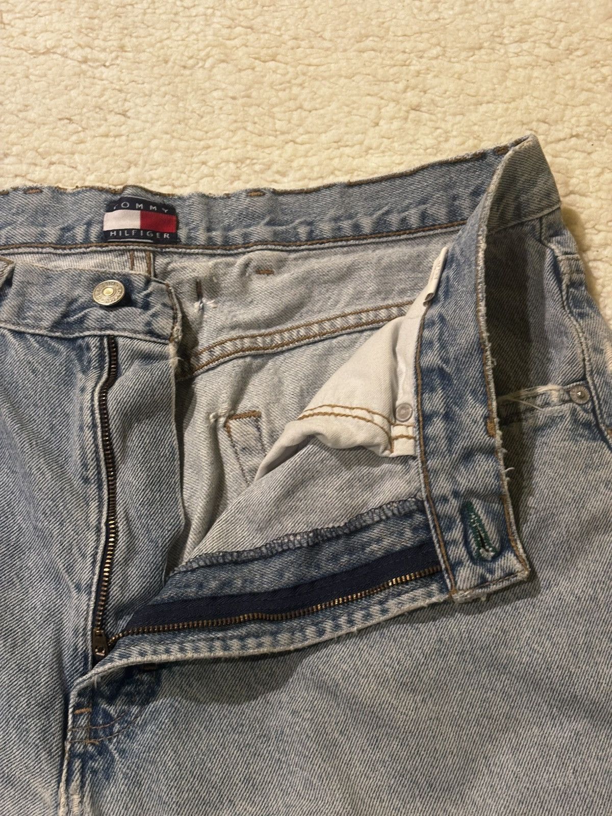 Tommy Hilfiger Men’s light washed distressed jeans0601 Size US 33 - 10 Thumbnail