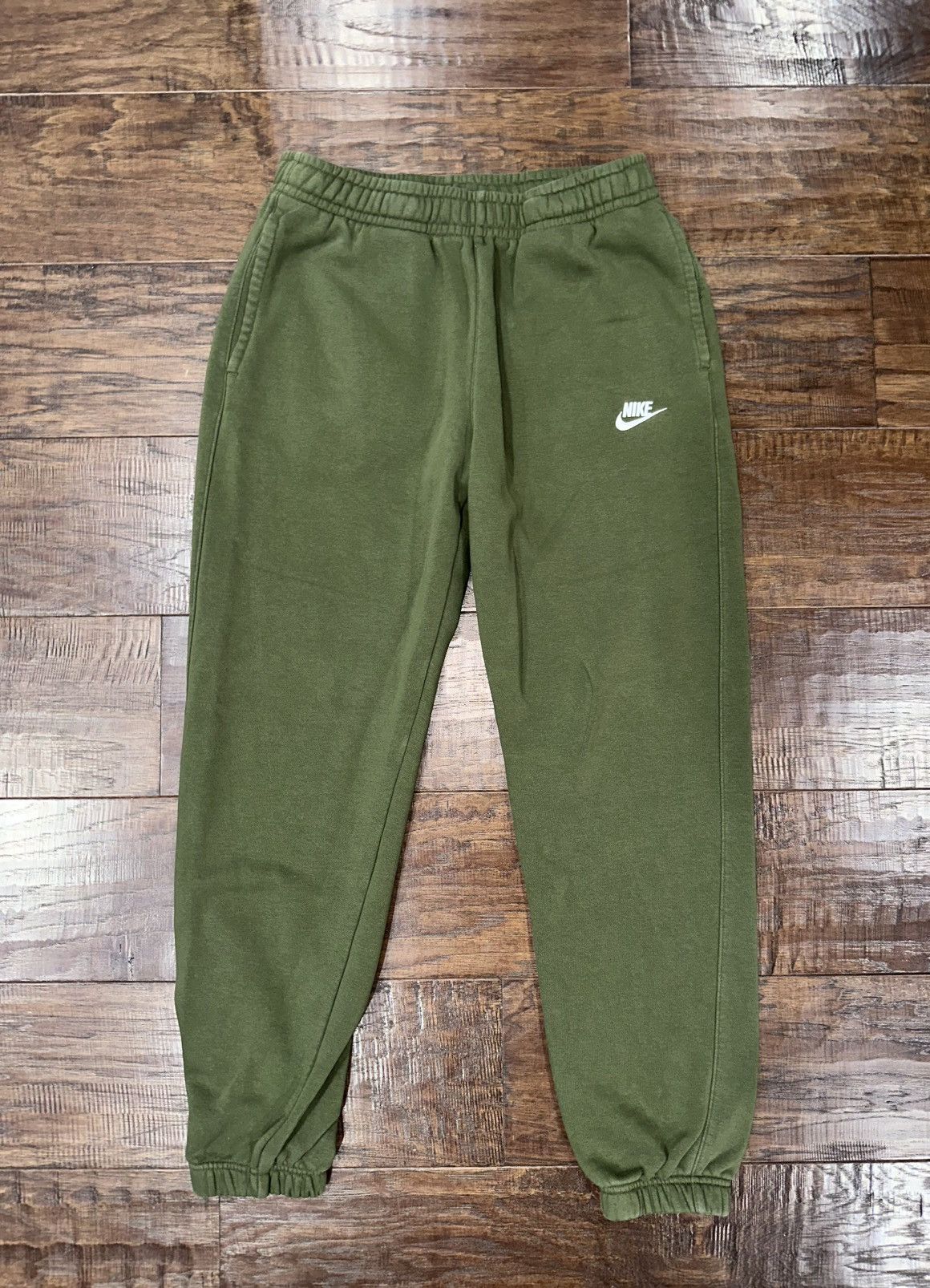 Nike Nike Club Fleece Olive Sweatpants Size US 34 / EU 50 - 2 Thumbnail