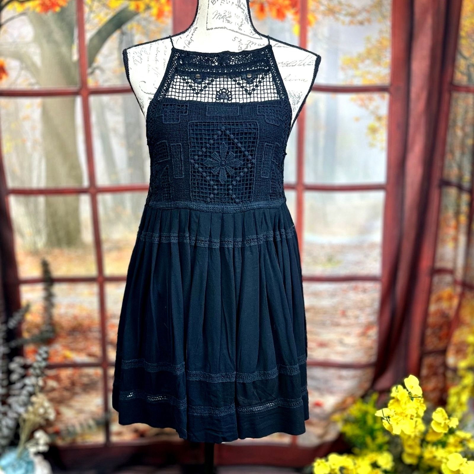 Free People Free People Emily Crocheted Illusion Little Black Dress S Size S / US 4 / IT 40 - 5 Thumbnail