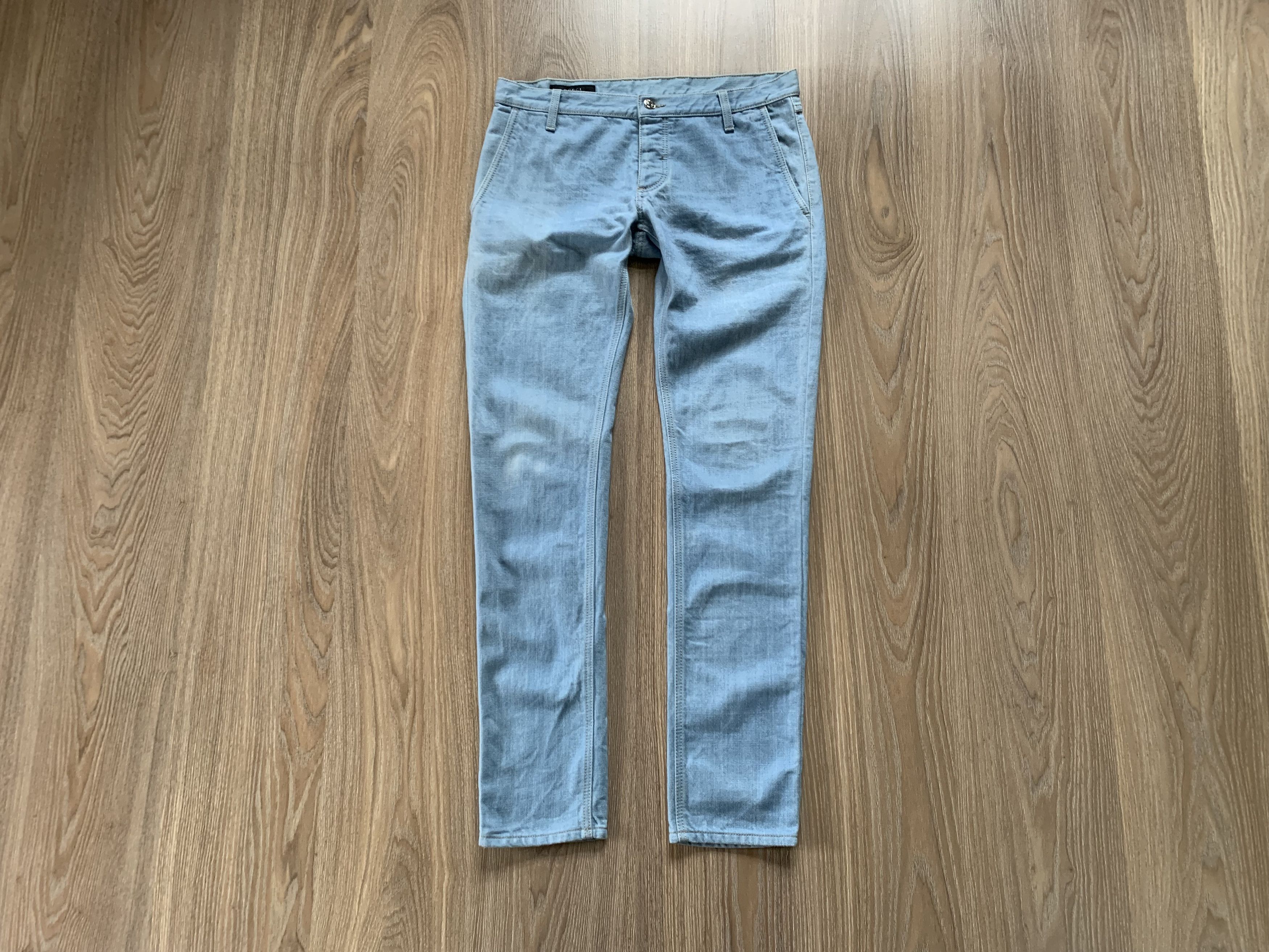 Vintage Gucci hotsell denim skinny jeans