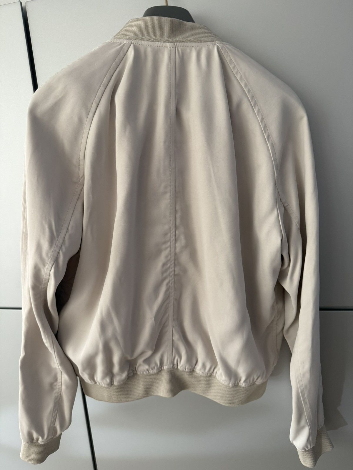 Tom Ford Tom Ford viscose caddy ivory bomber 52/L Size US L / EU 52-54 / 3 - 2 Thumbnail