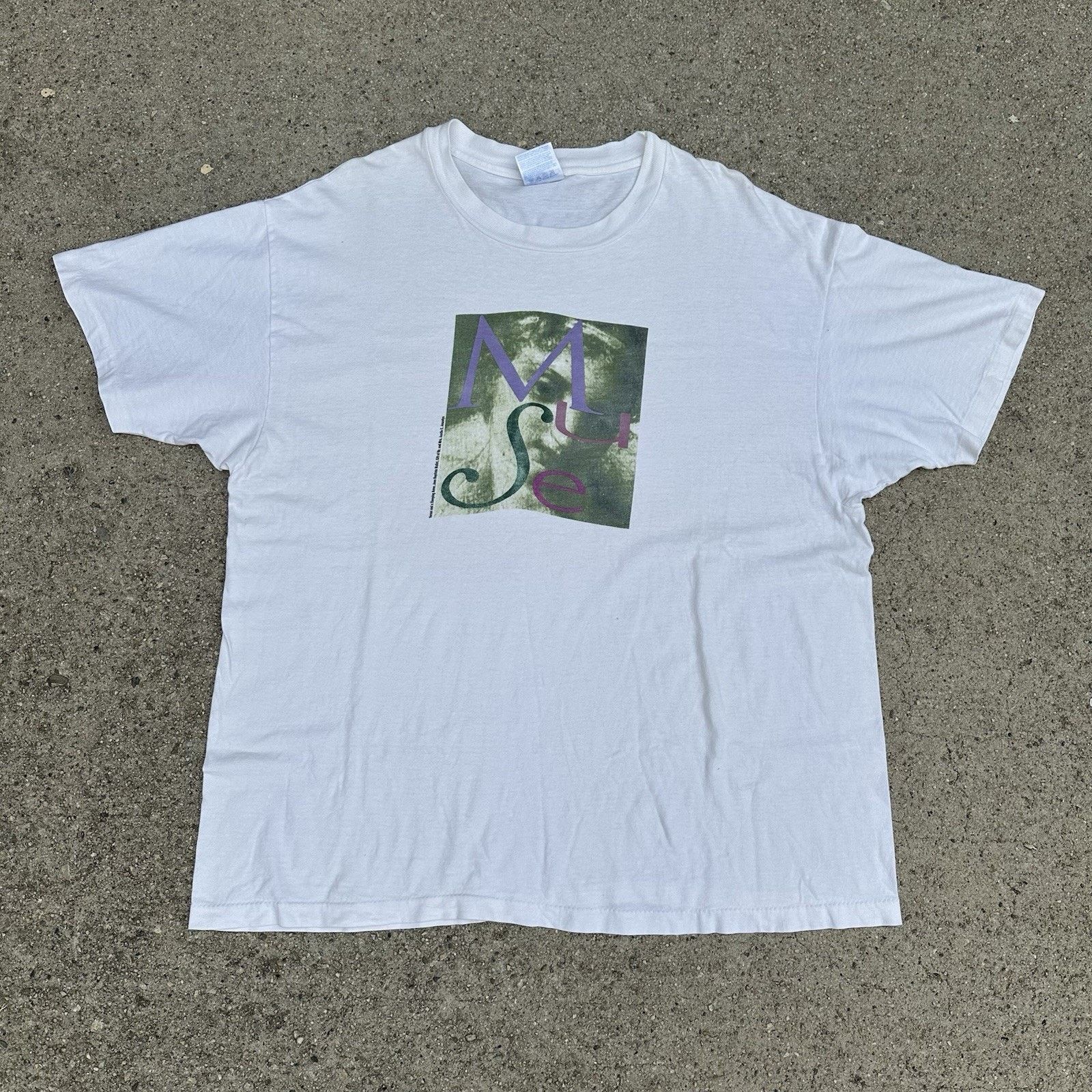 Vintage Vintage 90s LACMA “Muse” Venus & A Sleeping Amor Art Tee Size US XL / EU 56 / 4 - 3 Thumbnail