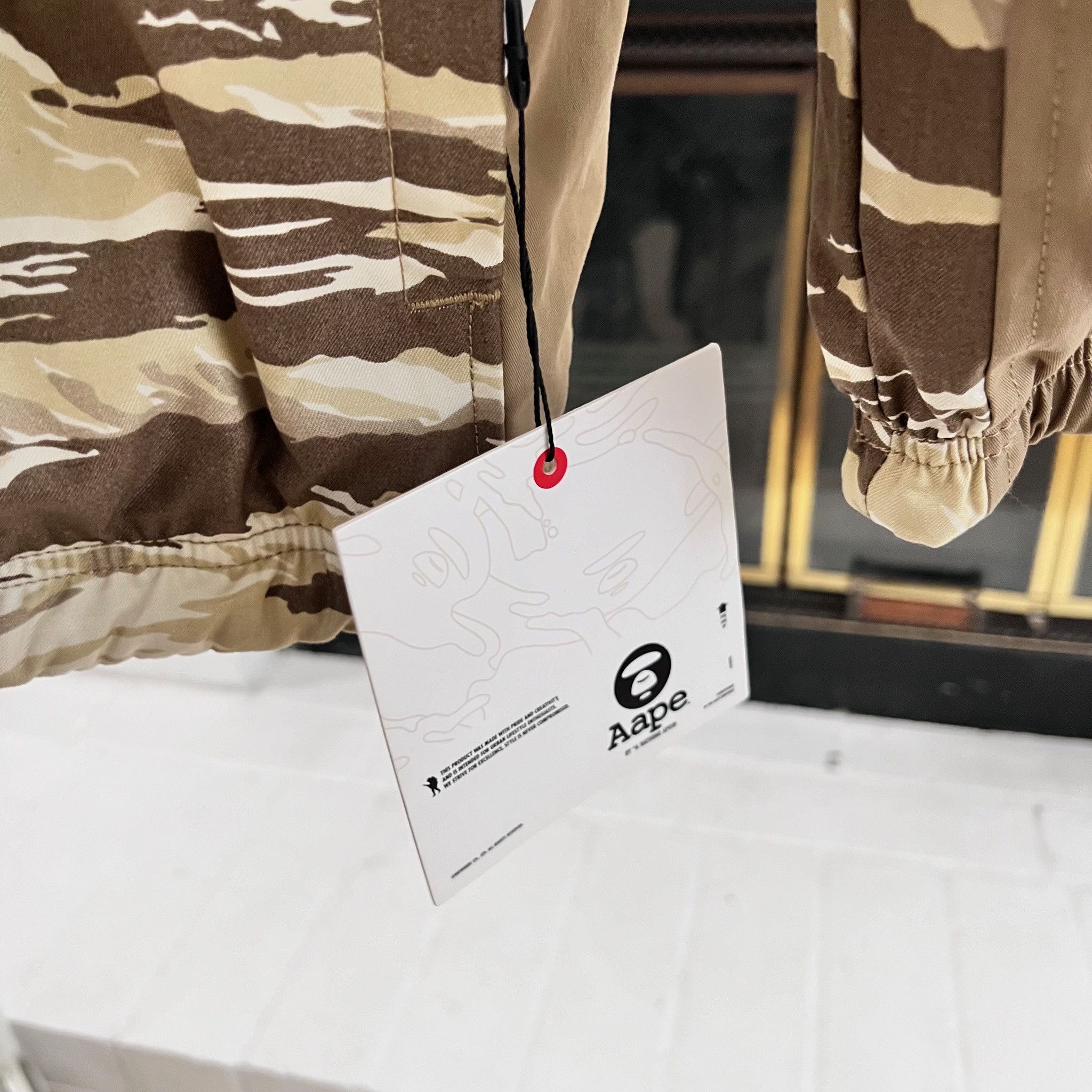 Aape AAPE by Bape Light Beige Khaki Reversible Camo Bomber Jacket Size US L / EU 52-54 / 3 - 8 Thumbnail