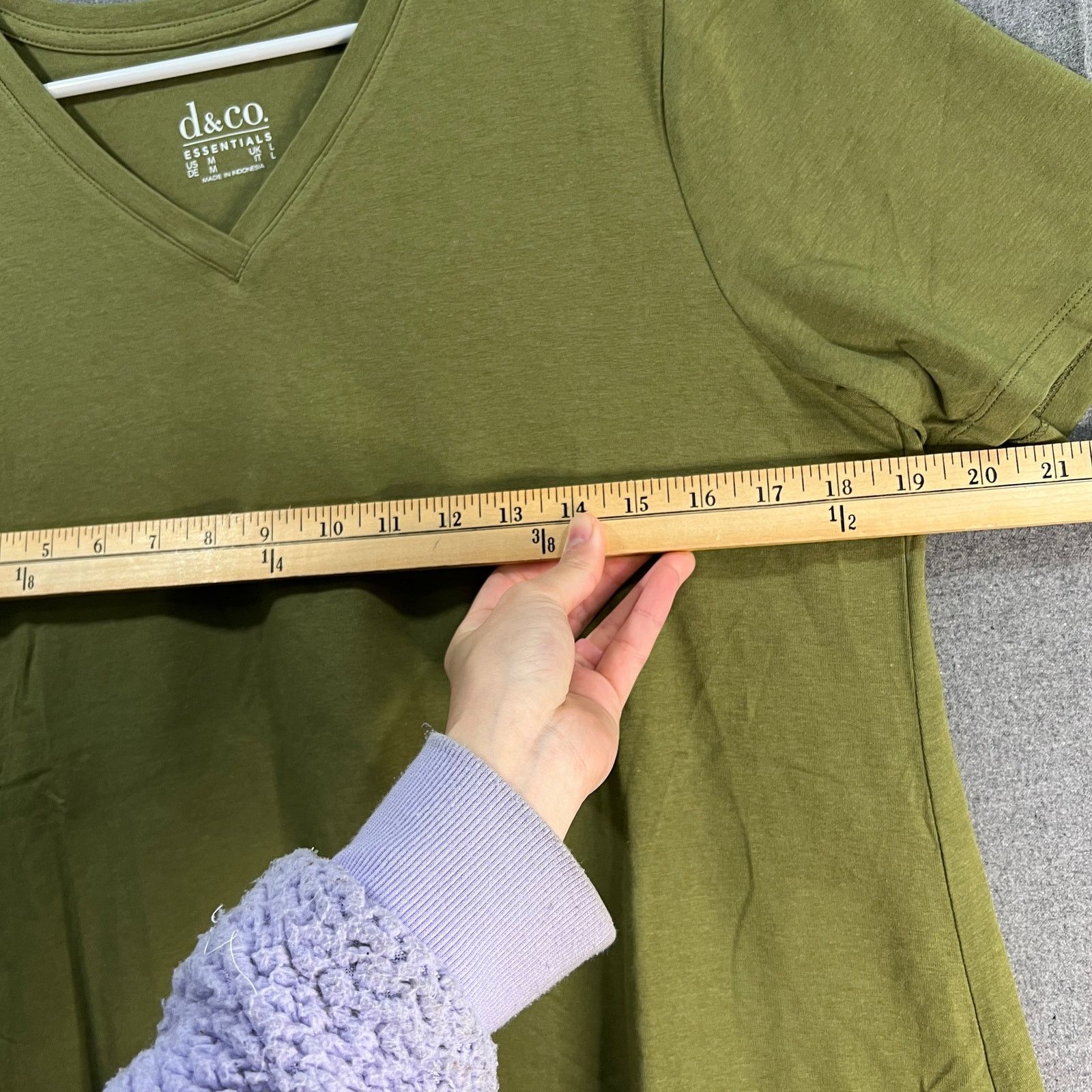 Denim & Co. Denim & Co. Essentials Jersey V-Neck Short Sleeve Swing Size M / US 6-8 / IT 42-44 - 5 Thumbnail